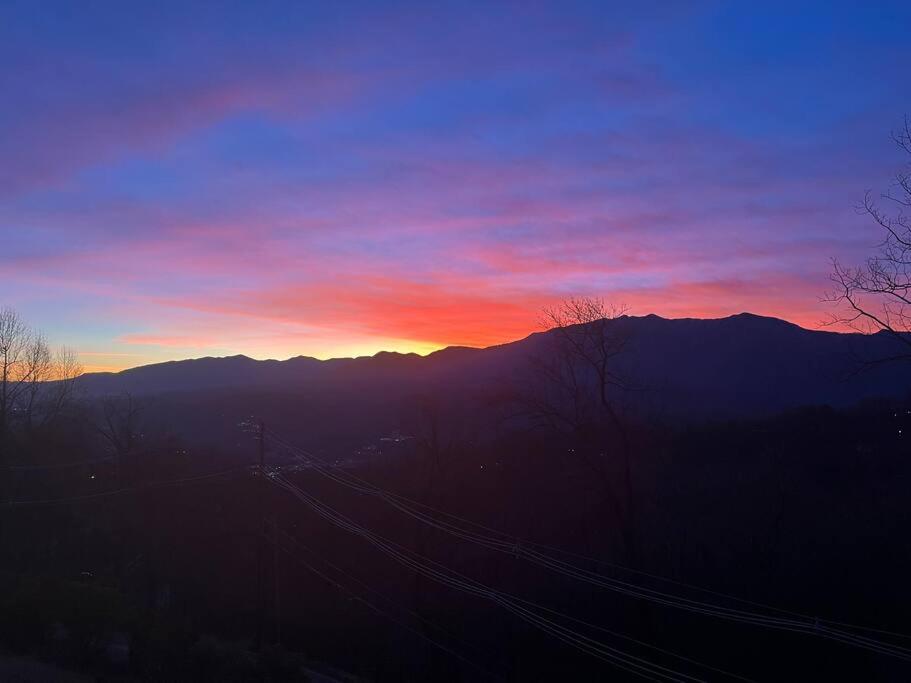 Lux Retro Getaway w/ Ober & Smoky Mtn Views! view 5