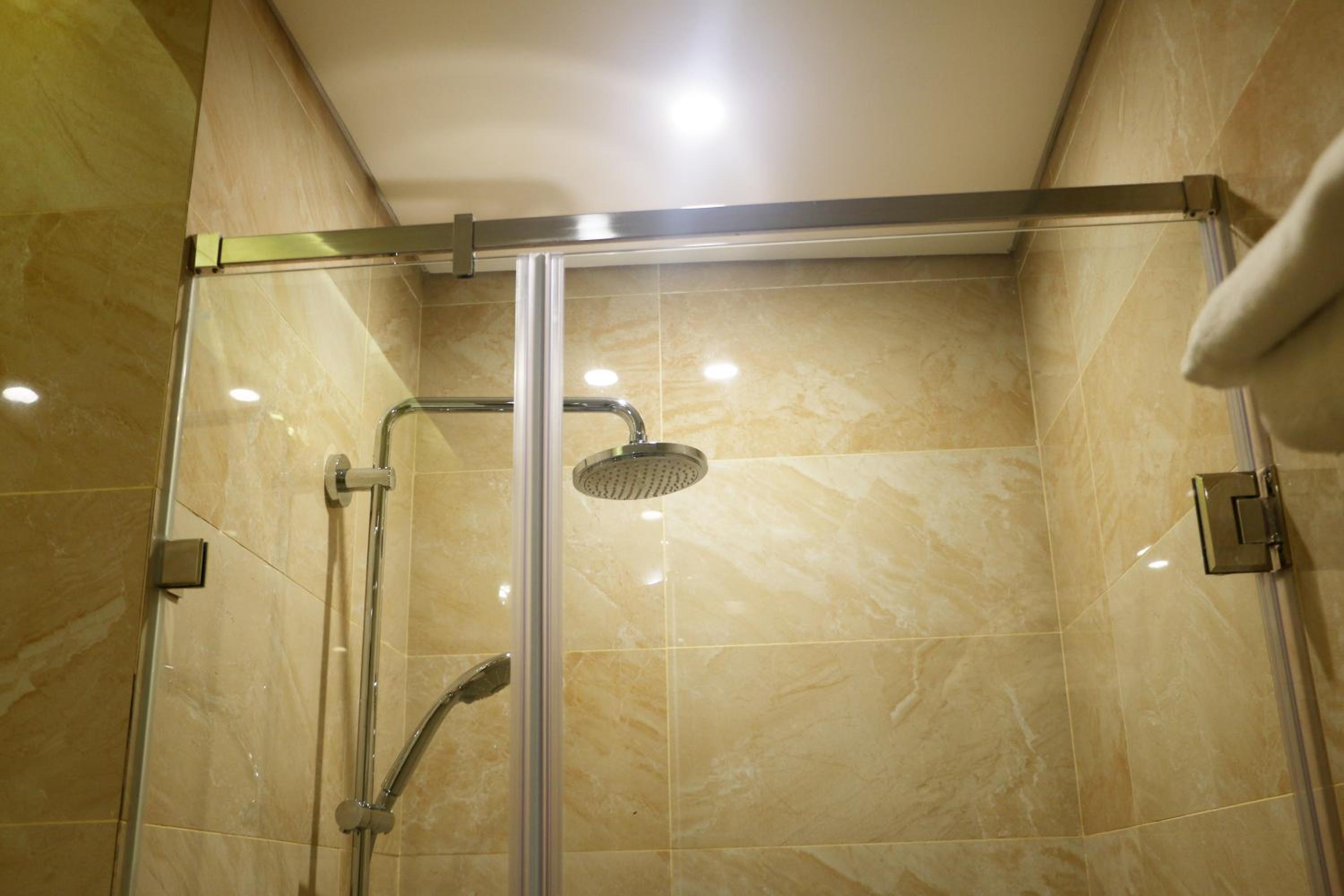 Asahi Luxstay - Moonlight Apartment