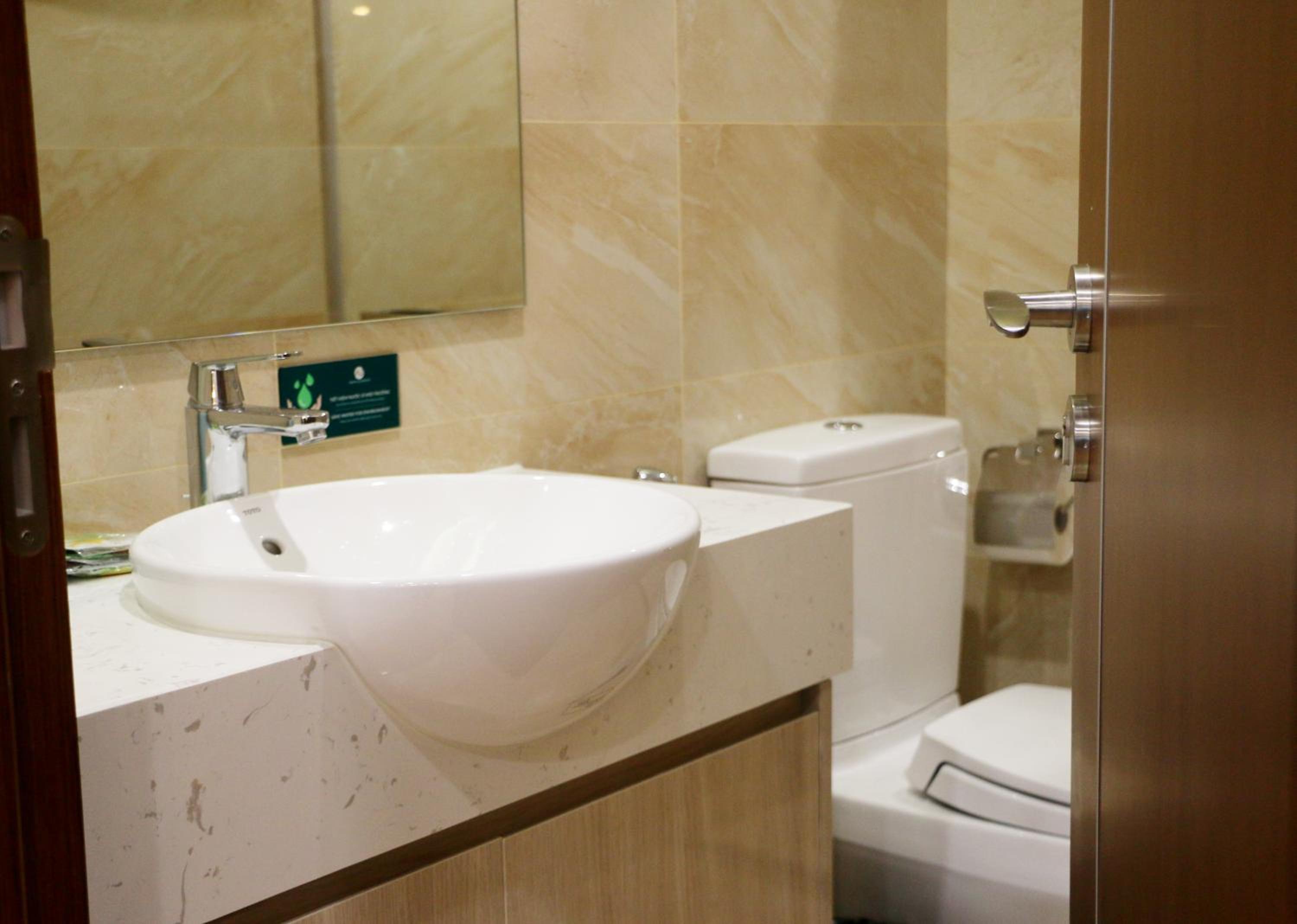 Asahi Luxstay - Moonlight Apartment