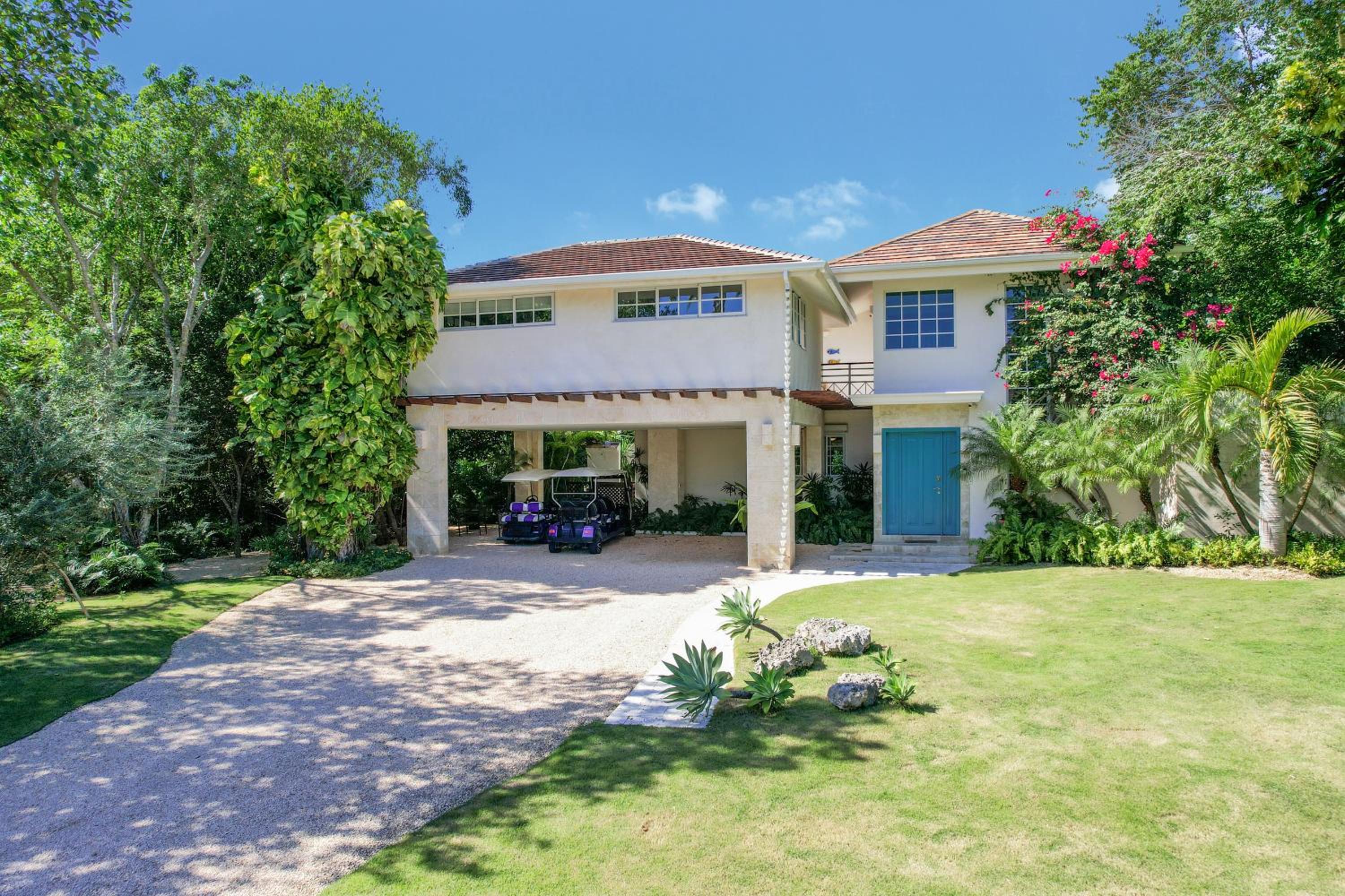 5-Bedroom Pool Villa for up to 10 people in Puntacana Resort & Club view 3