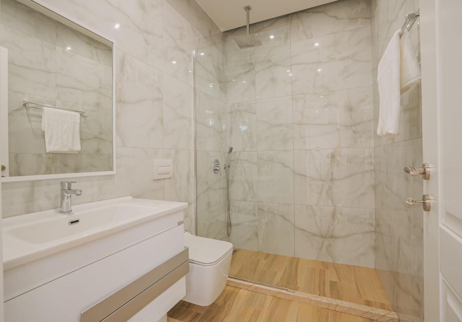 JD Luxury Apartments