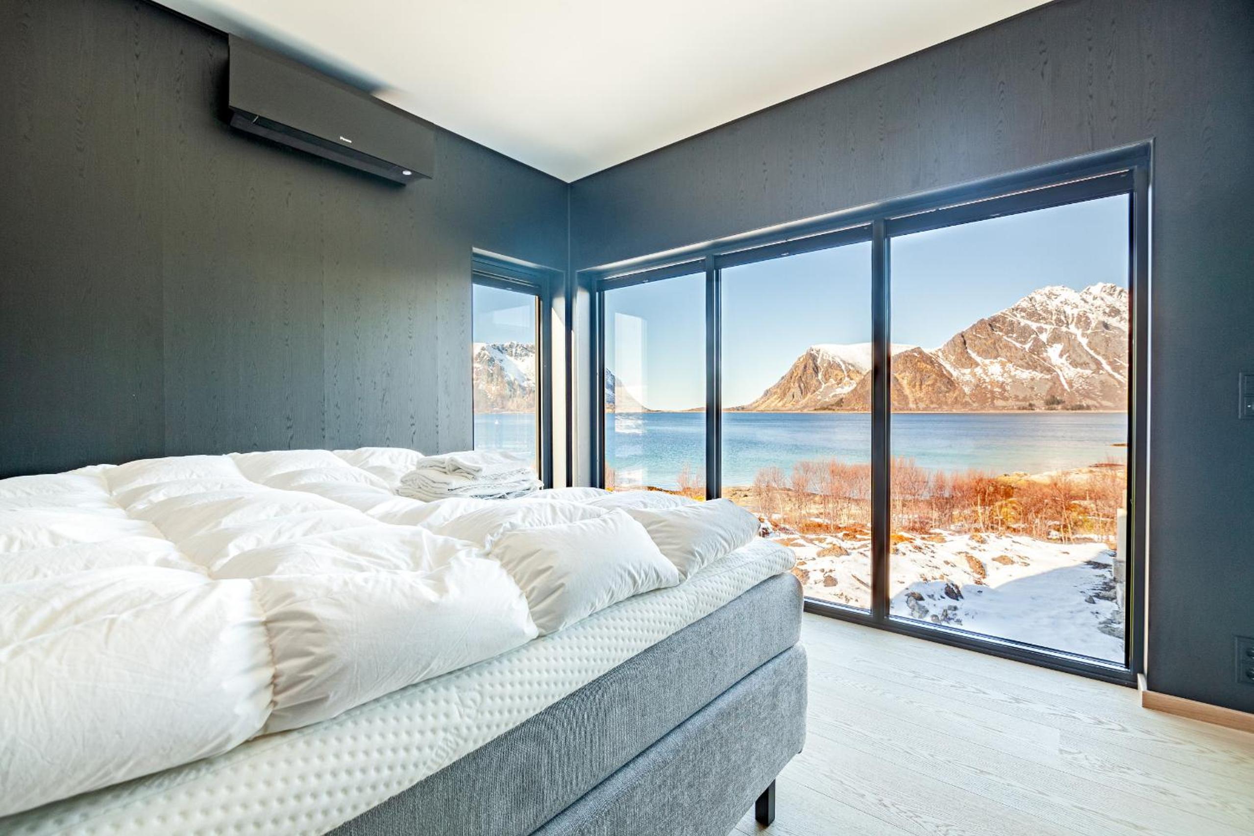 Lyngvær Arctic Pearl Lodge - Jacuzzi & Sauna - No 17