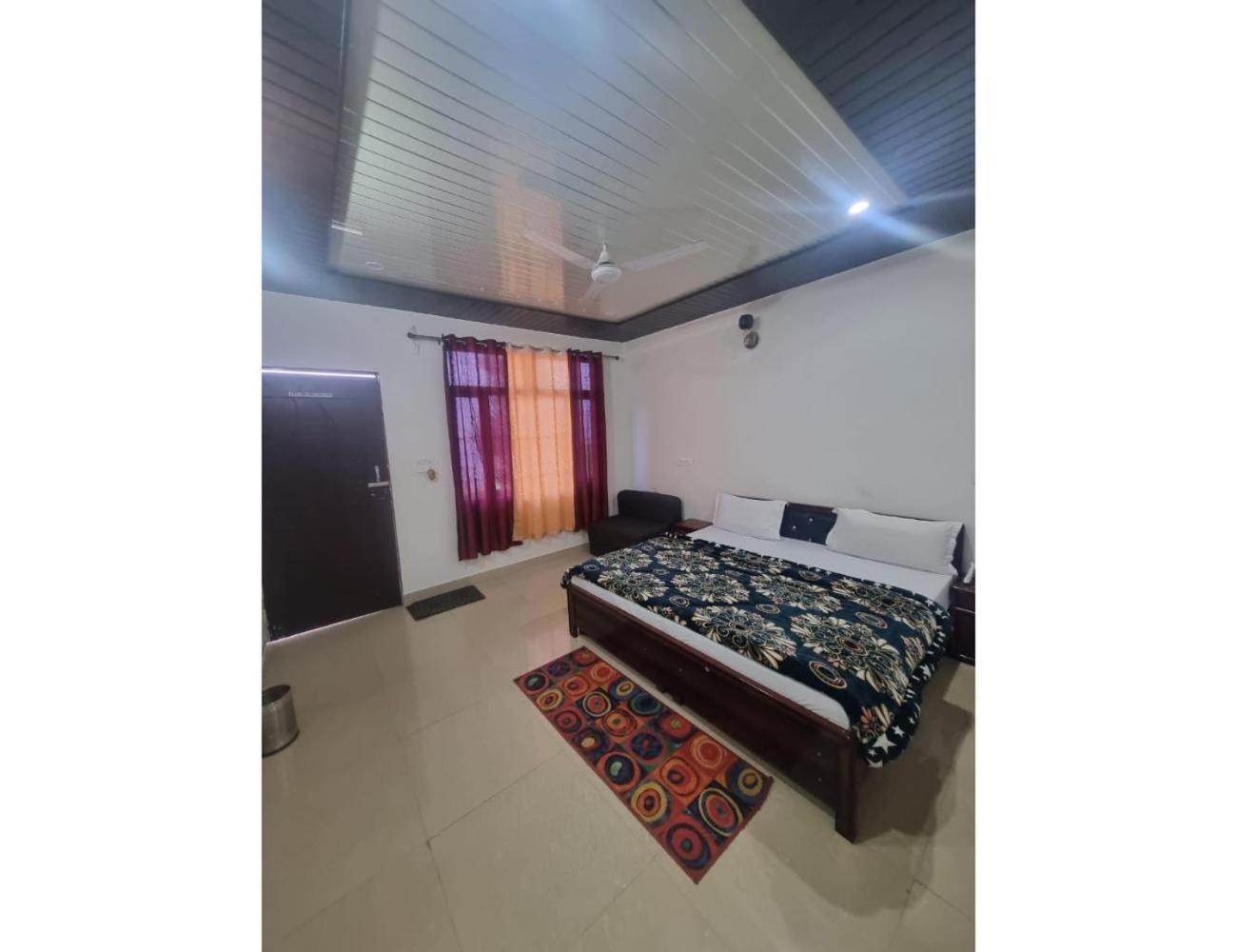 Jyotirlinga Resort, Guptkashi