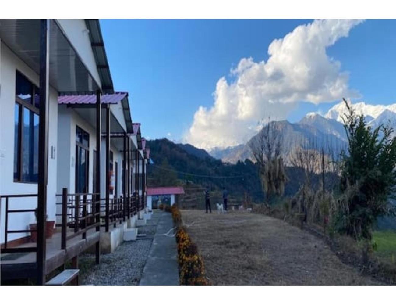 Jyotirlinga Resort, Guptkashi