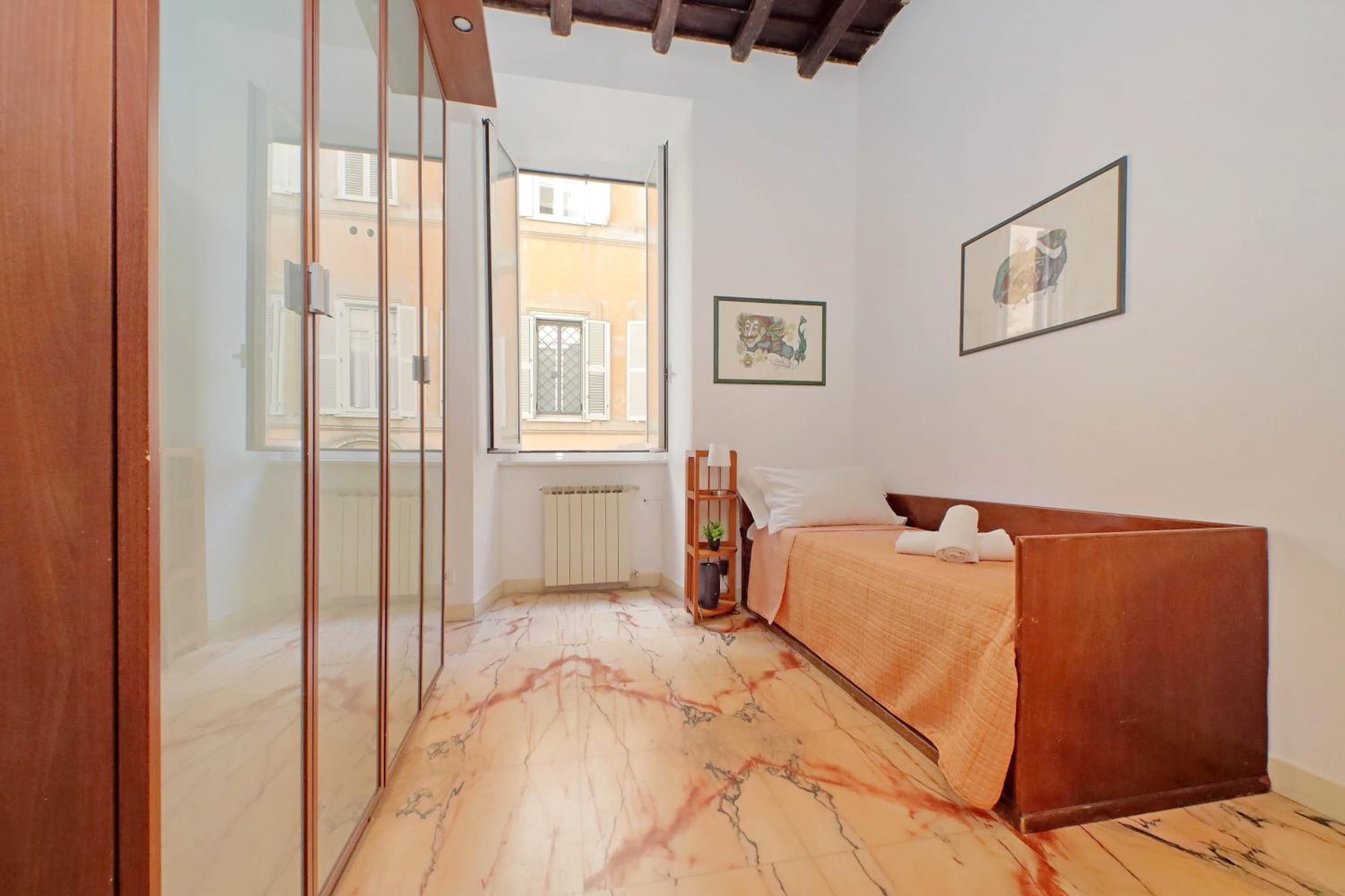 4BNB - Lungaretta Jacuzzi Apartment