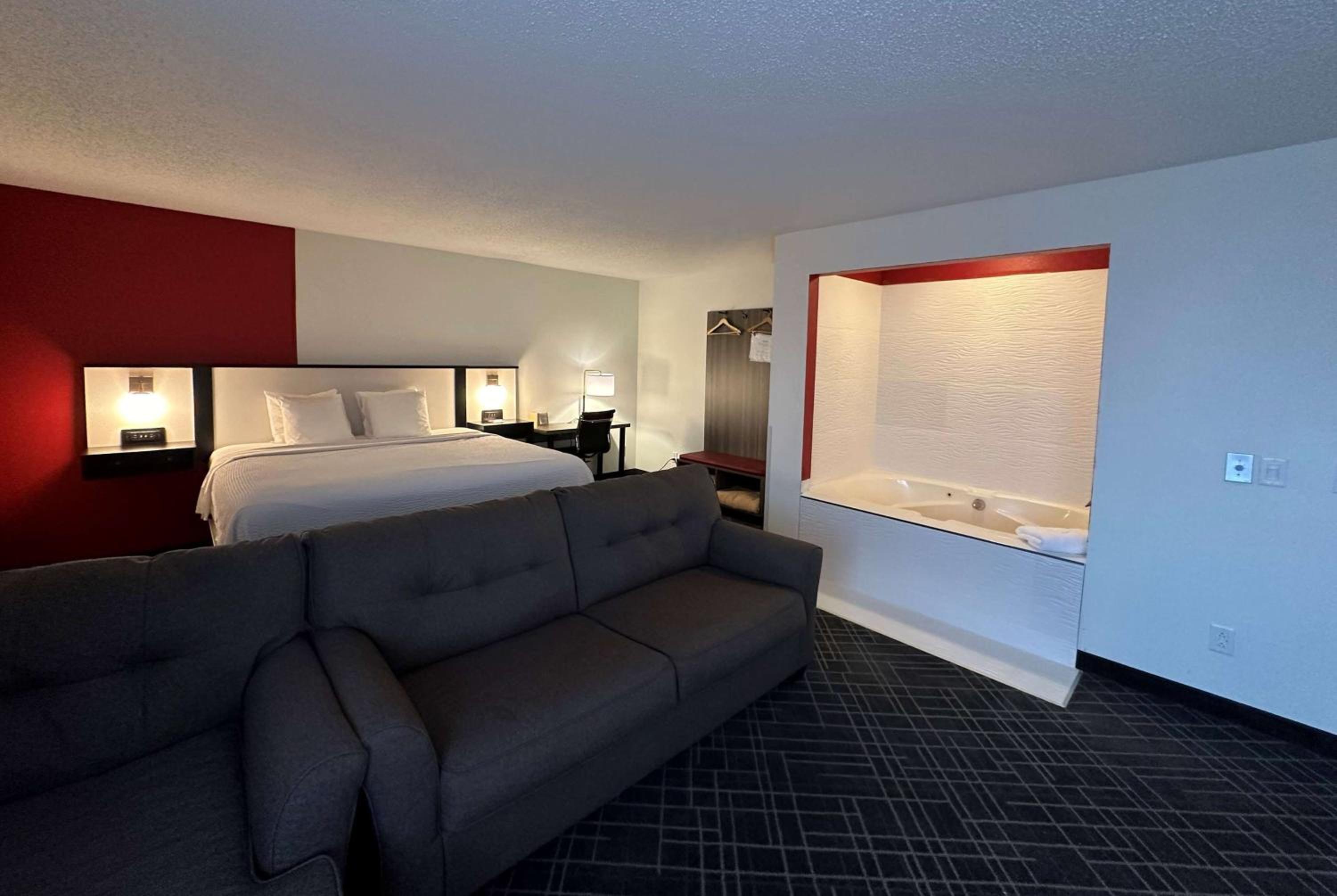 Ramada by Wyndham Waupaca, Foto 51