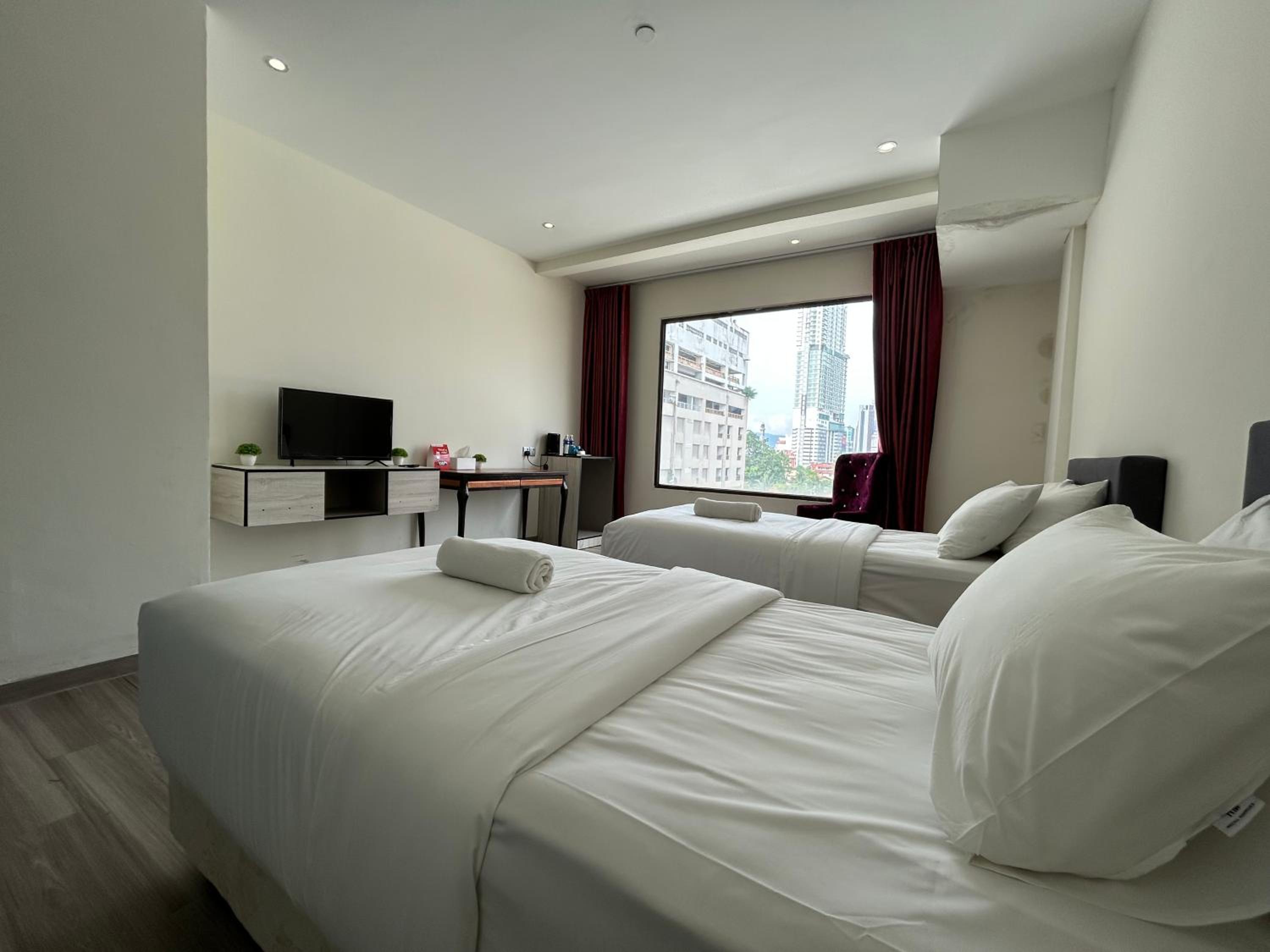 Kingston Hotel by Minsu