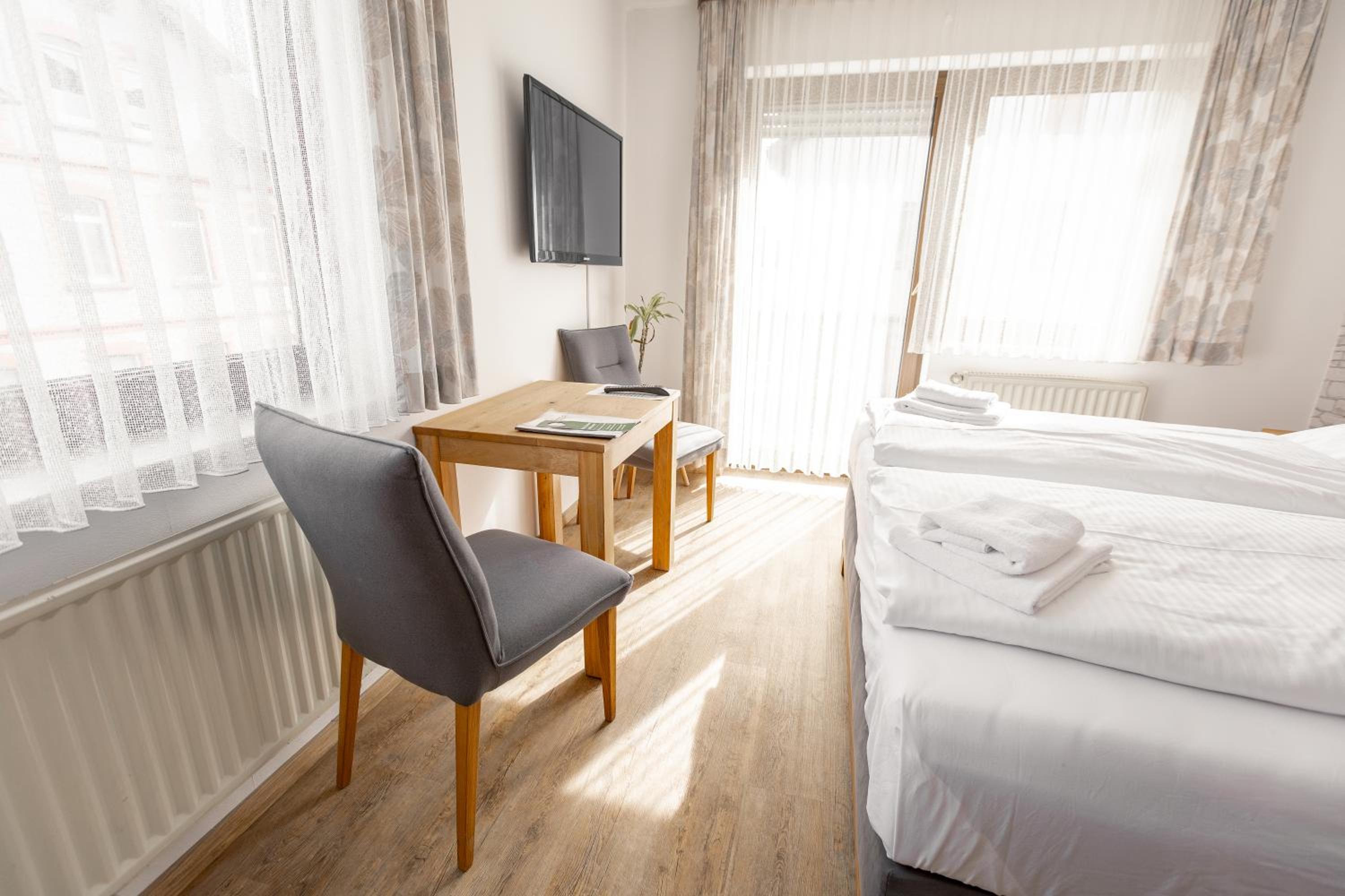 Hotel-Restaurant Zum Schwalbennest - Property Image 1