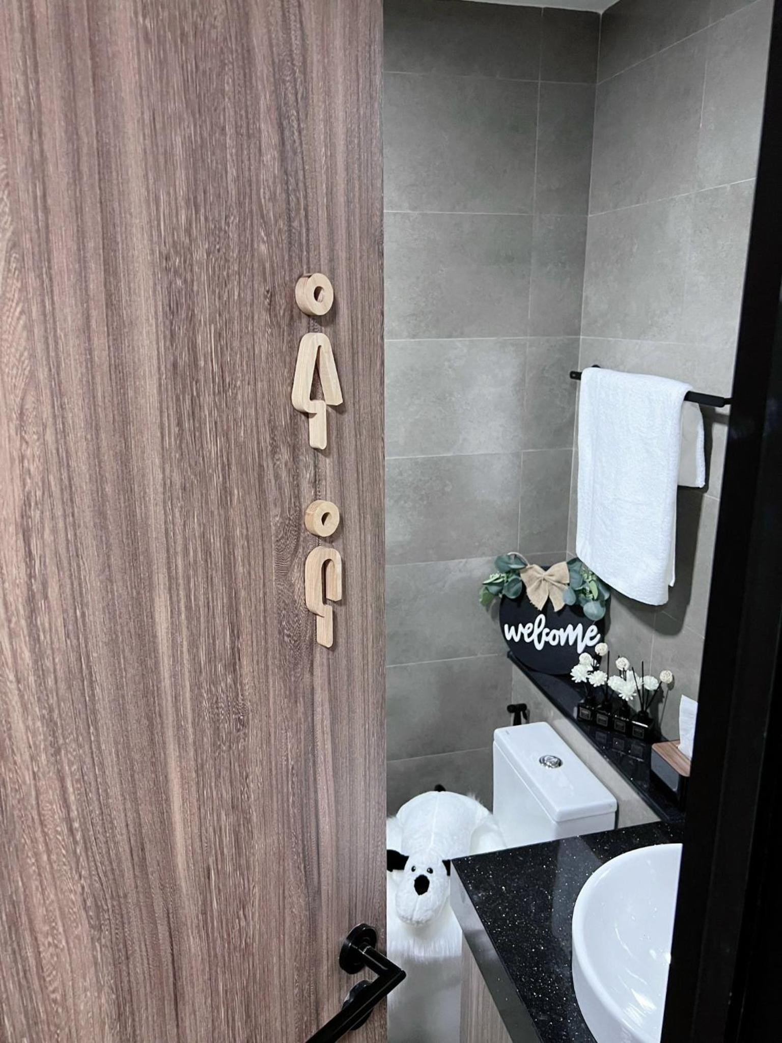 Luxury Delasol Studio- Free Infinity Pool- Near District 1- T-HOUSING