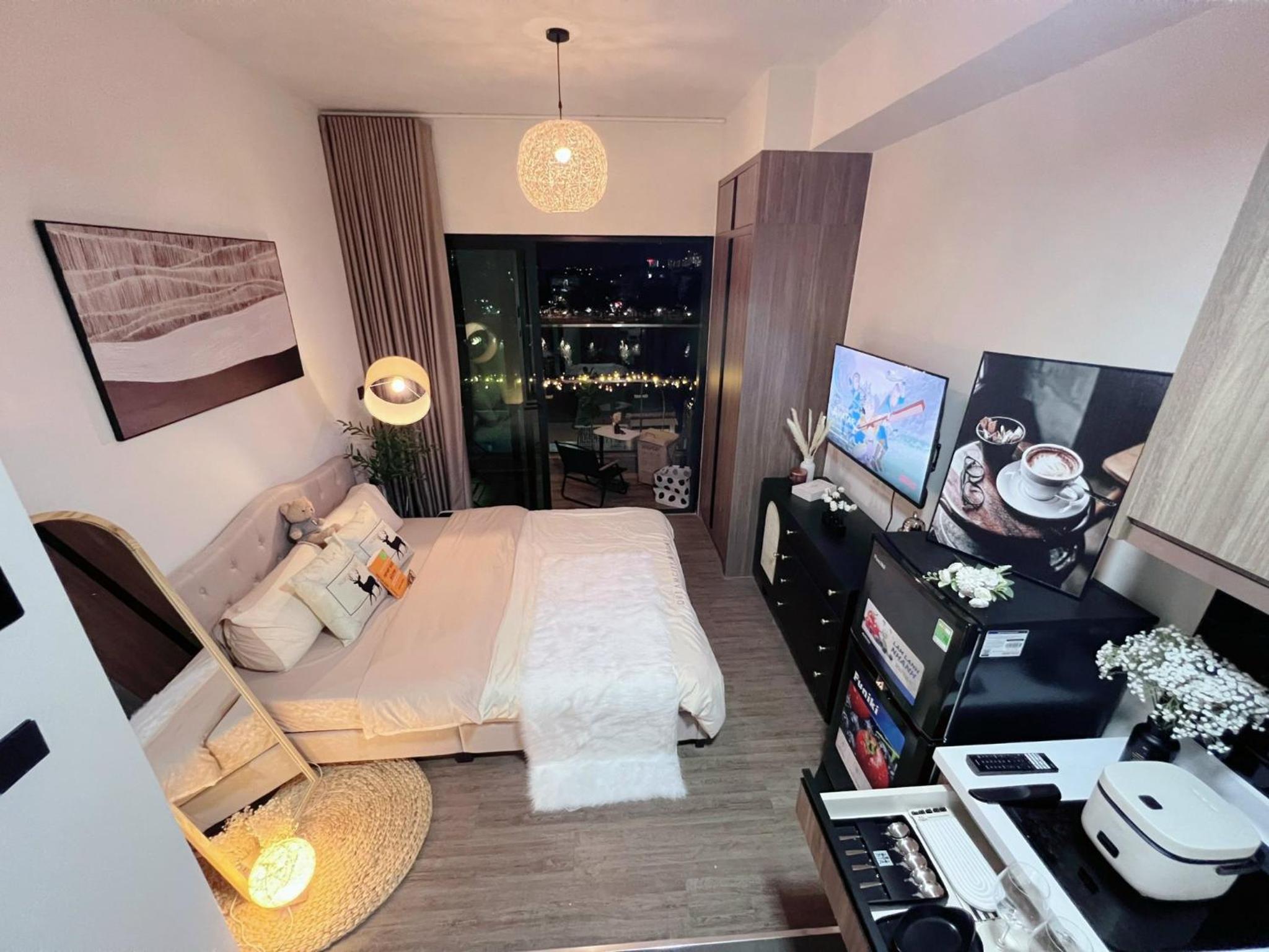Luxury Delasol Studio- Free Infinity Pool- Near District 1- T-HOUSING