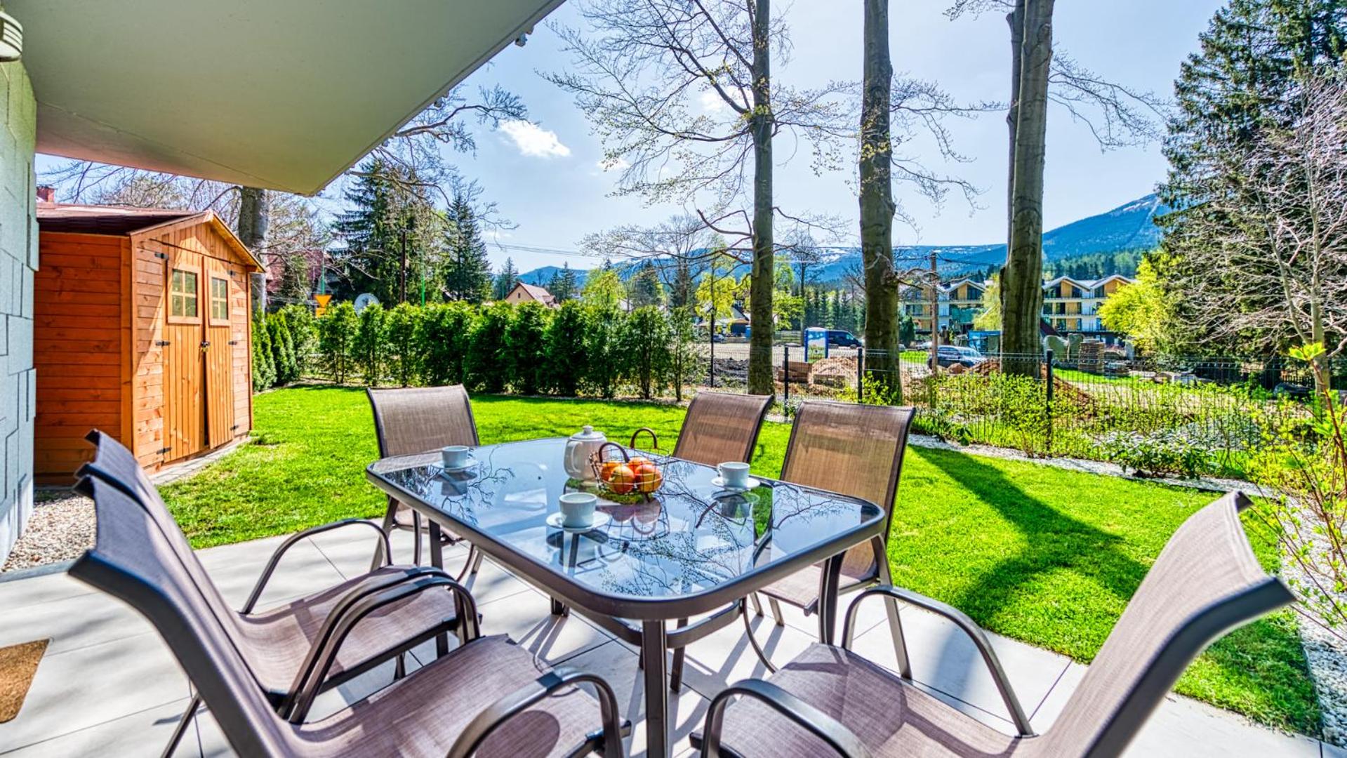 Apartamenty z basenem i saunami STONE HILL RESORT II VIP Centrum by Royal Aparts