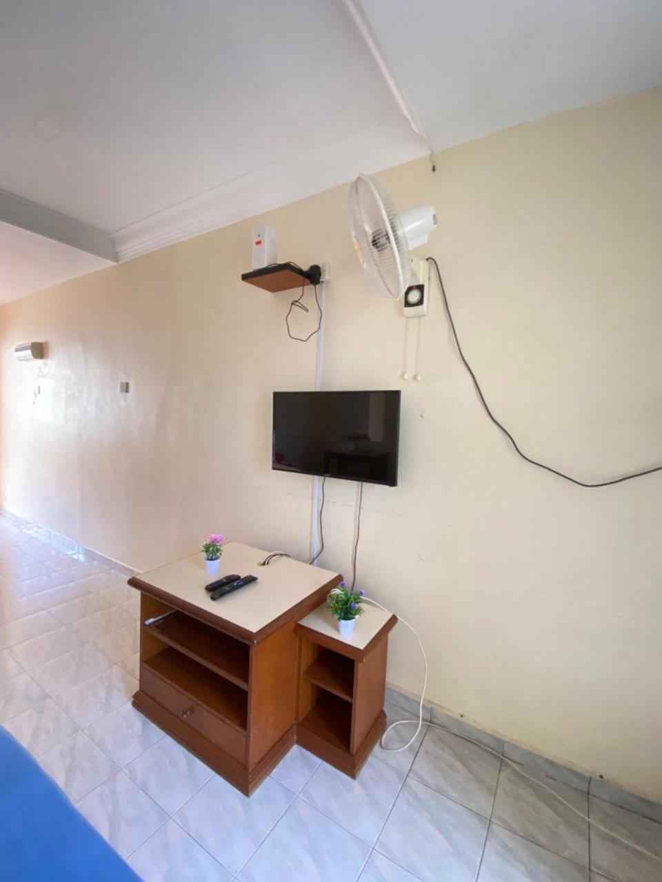 Teluk Batik Holiday Apartment