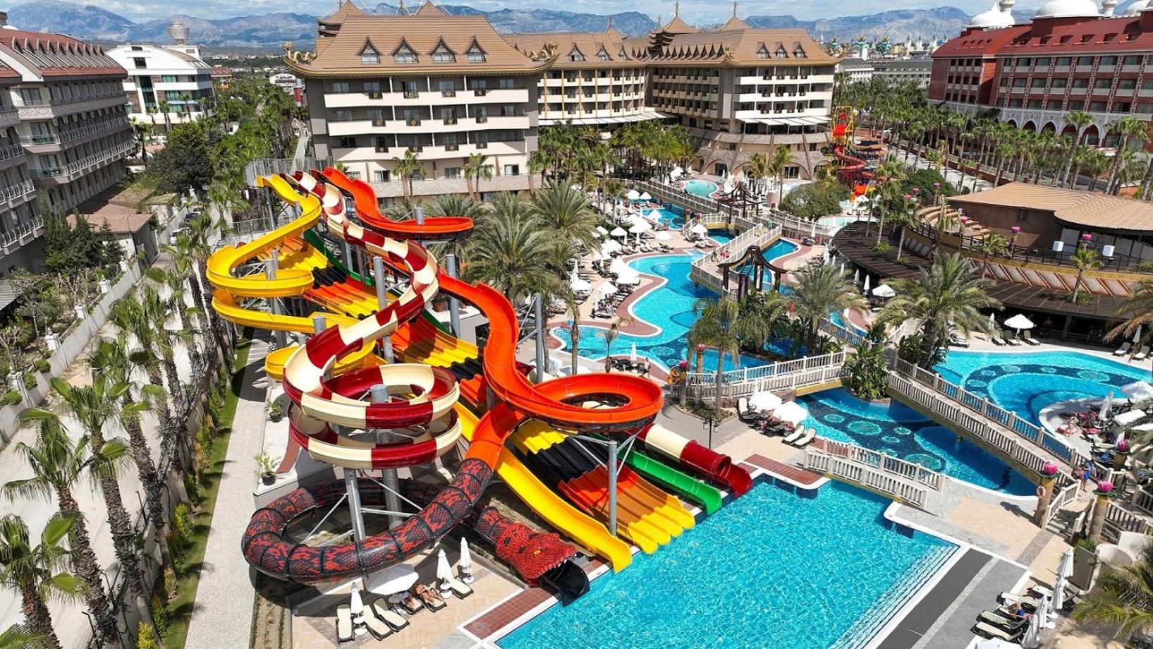 Royal Dragon Hotel