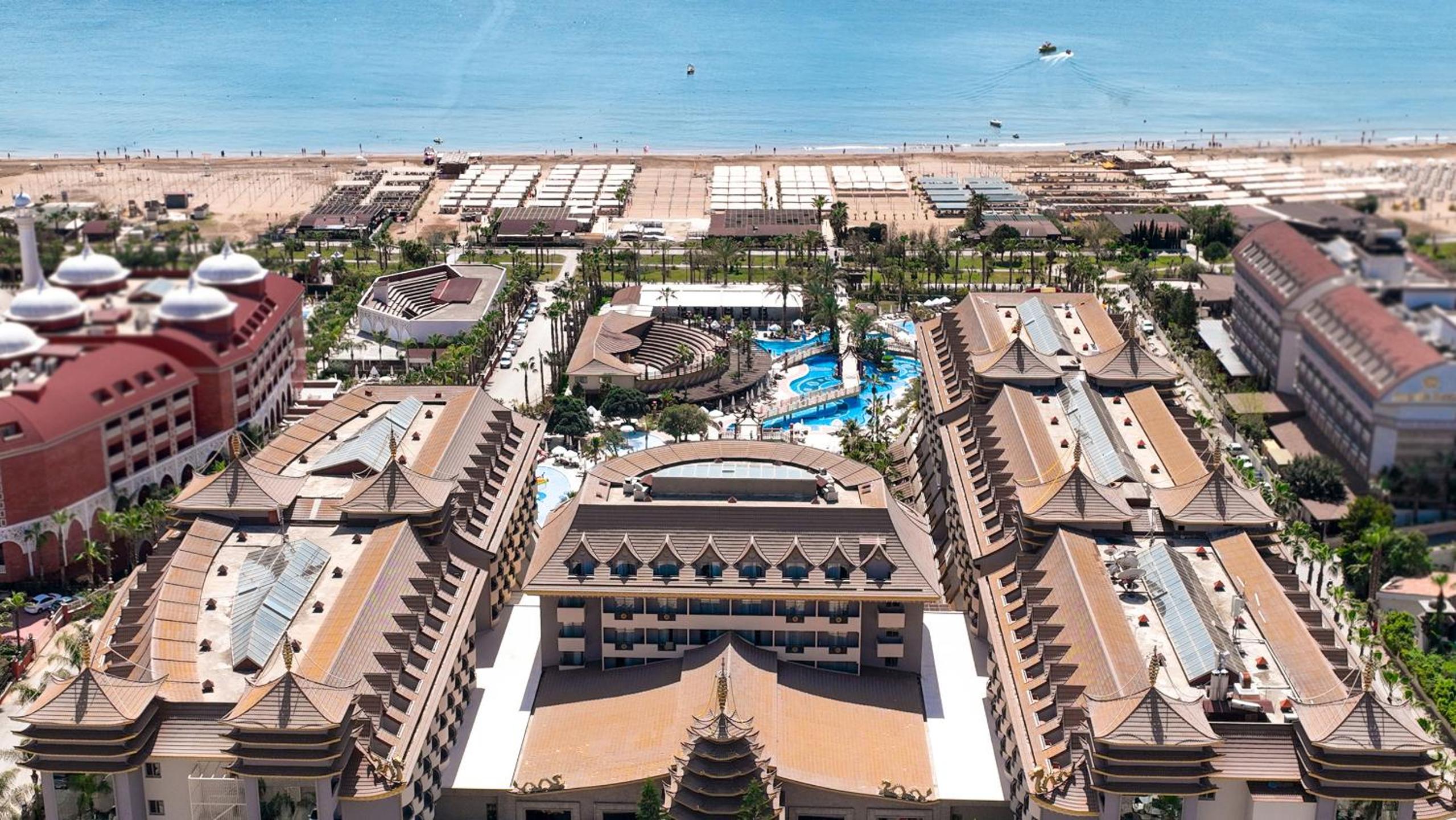 Royal Dragon Hotel
