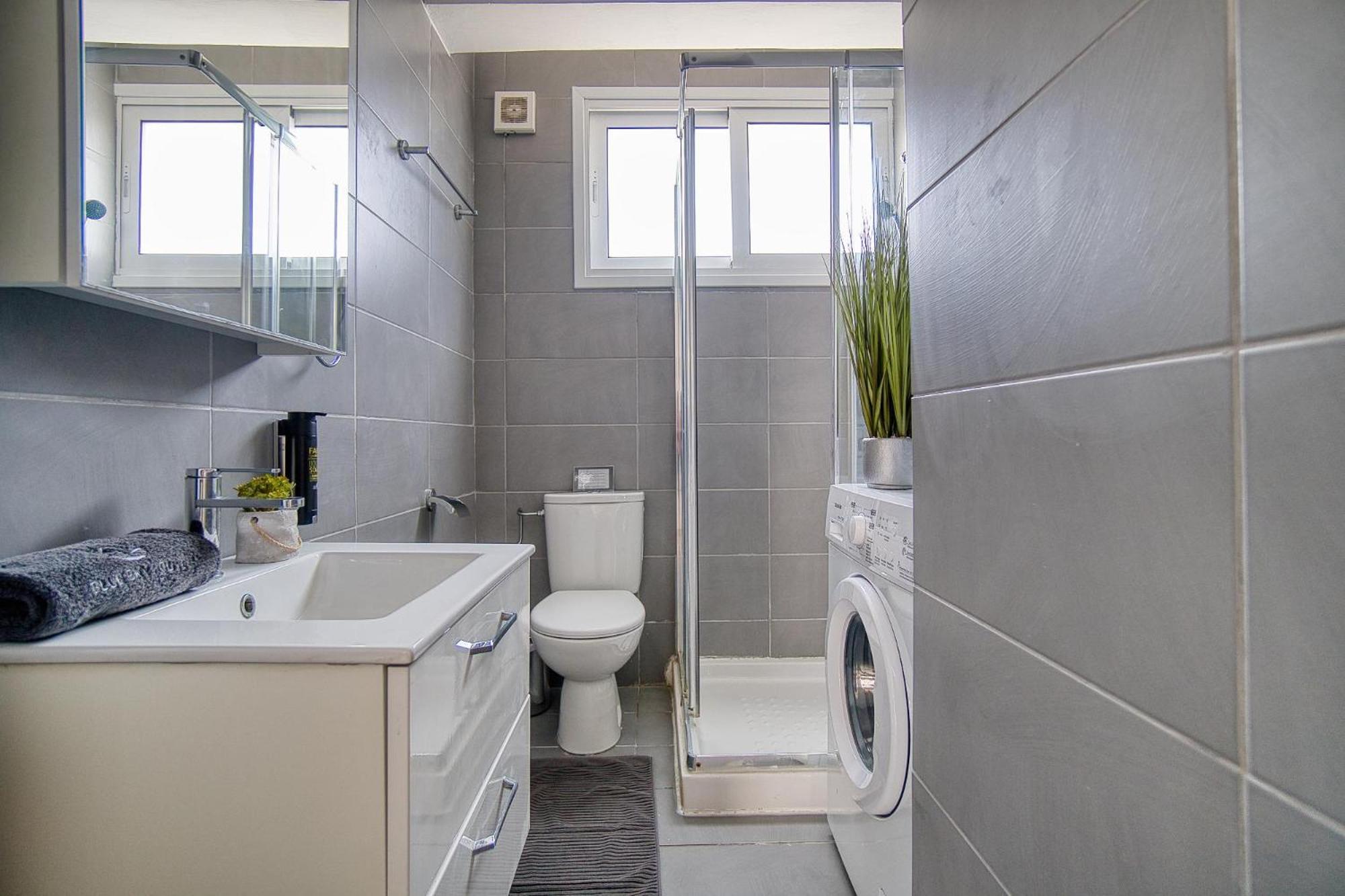 Olympic Lagoon 1 bed apartment