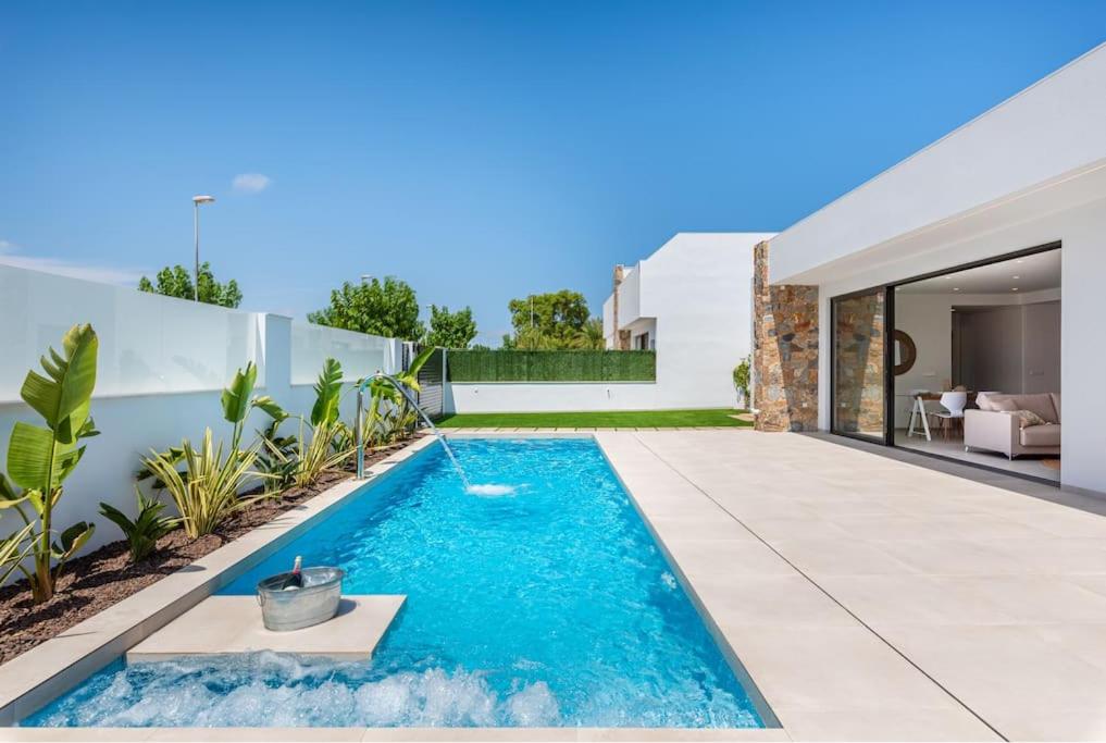 Luxury Villa Pilar De La Horadada