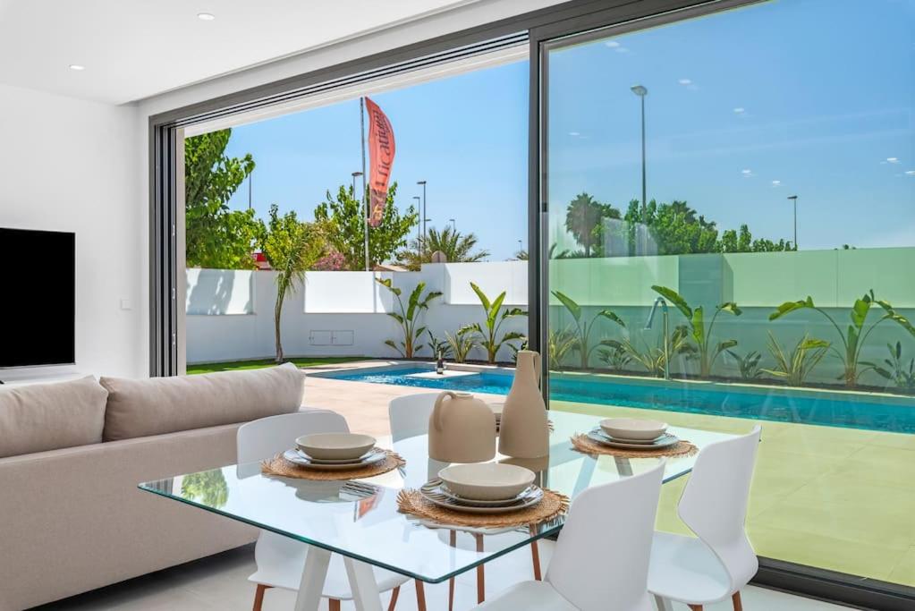 Luxury Villa Pilar De La Horadada