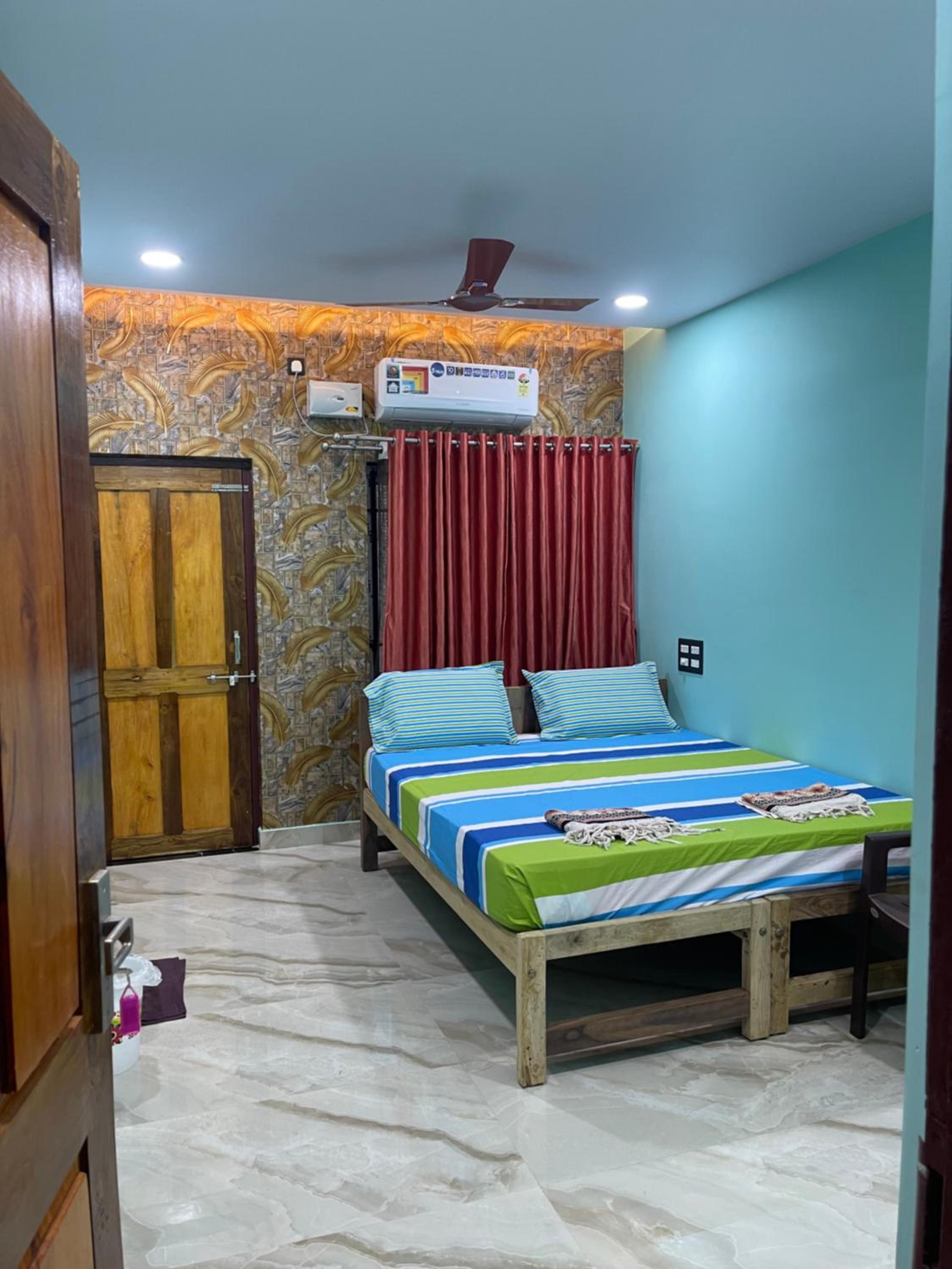 Nimmu Guest House & Restaurant Gokarna view 5