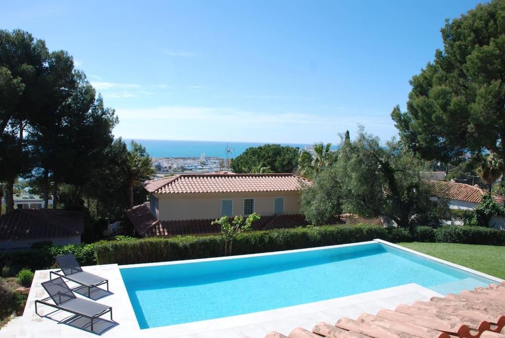Exclusiva Villa de lujo con piscina en Alcoceber