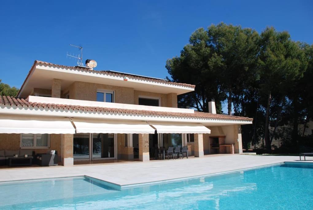 Exclusiva Villa de lujo con piscina en Alcoceber