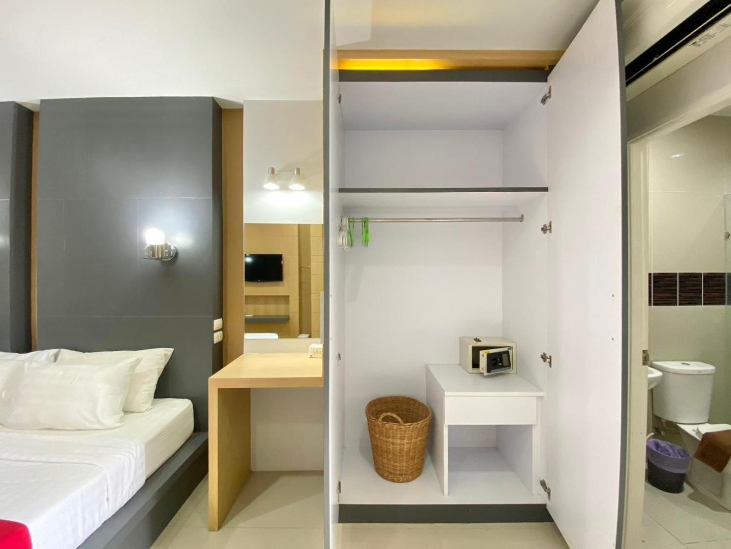 Chalong - Studio Service Apartment - Phoomjai
