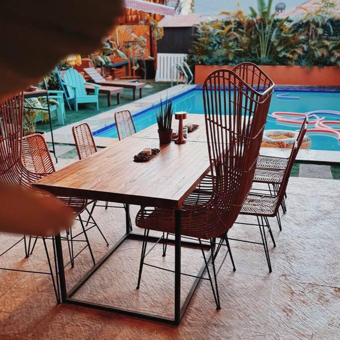 Bay Garden: Tropical Pool Villay