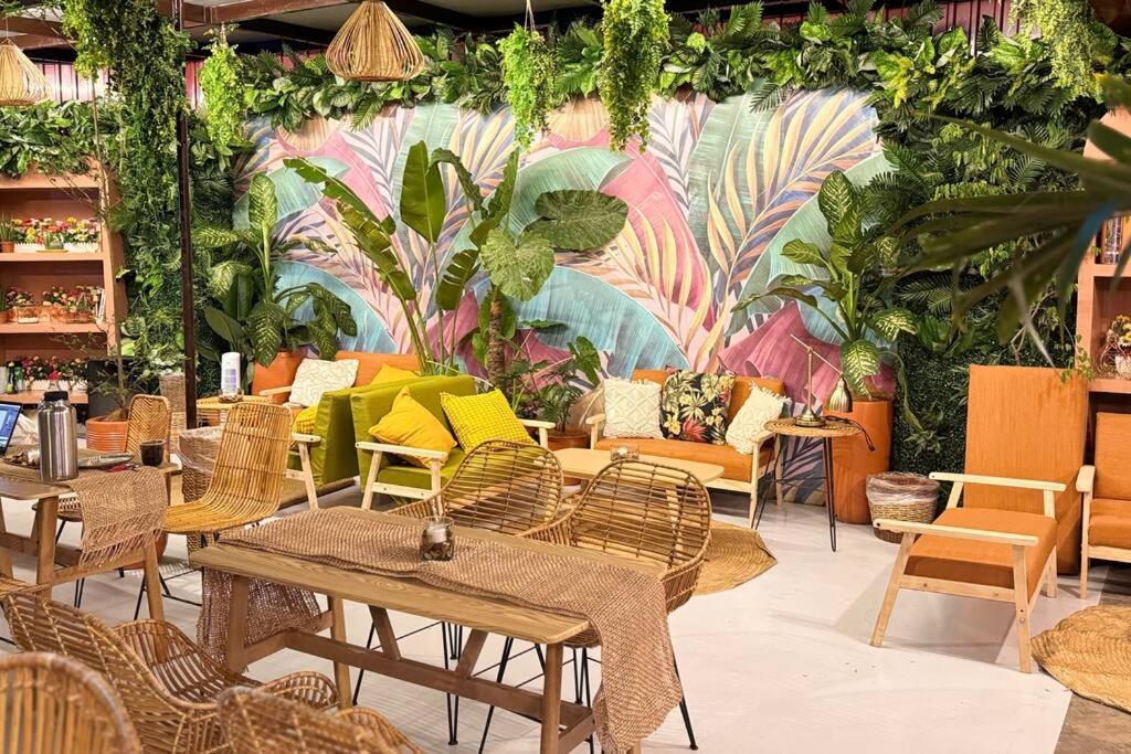 Bay Garden: Tropical Pool Villay