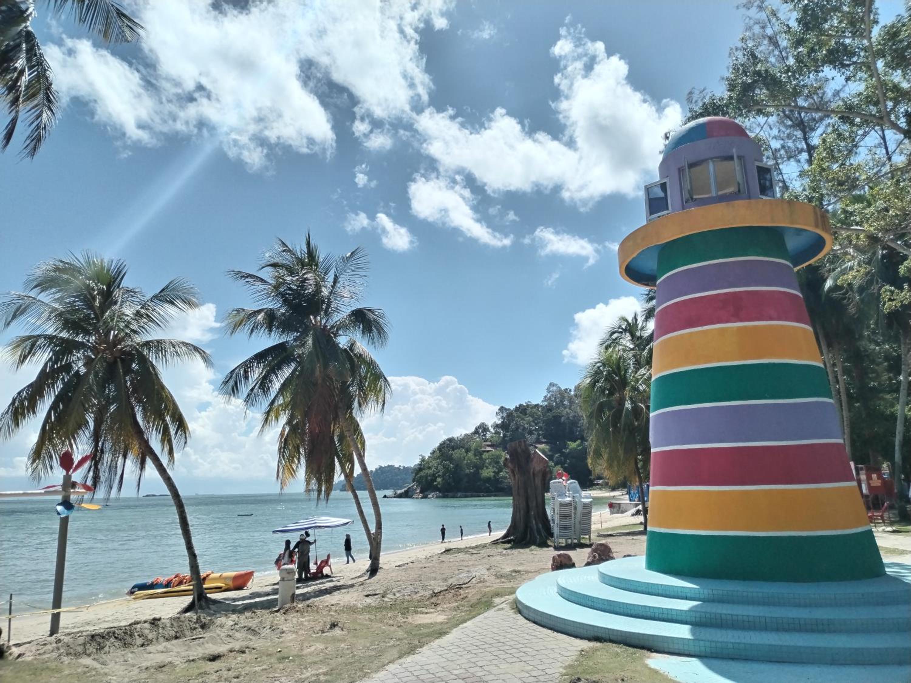 Teluk Batik Holiday Apartment