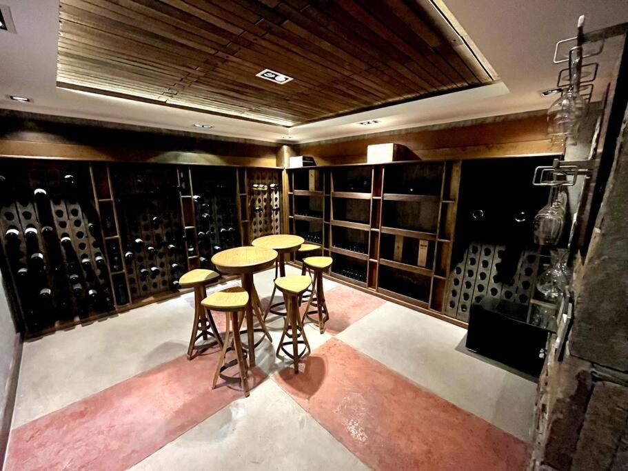 Wine Cellar House, in Chacras de Coria!