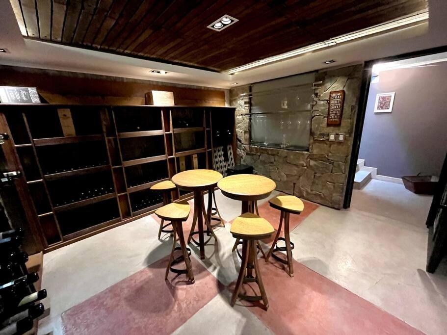Wine Cellar House, in Chacras de Coria!