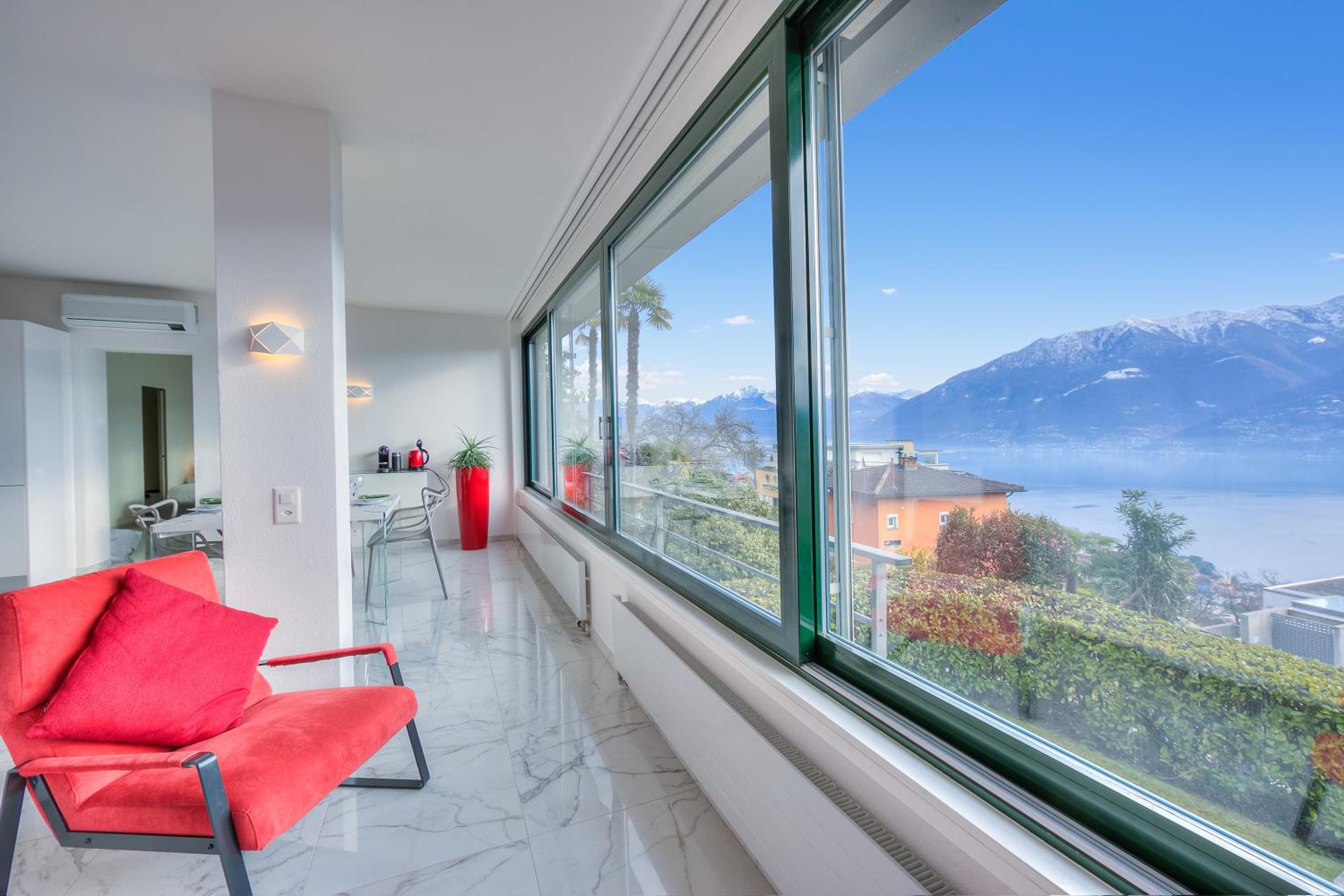 Wonderful Blick Apartment Orselina - Happy Rentals