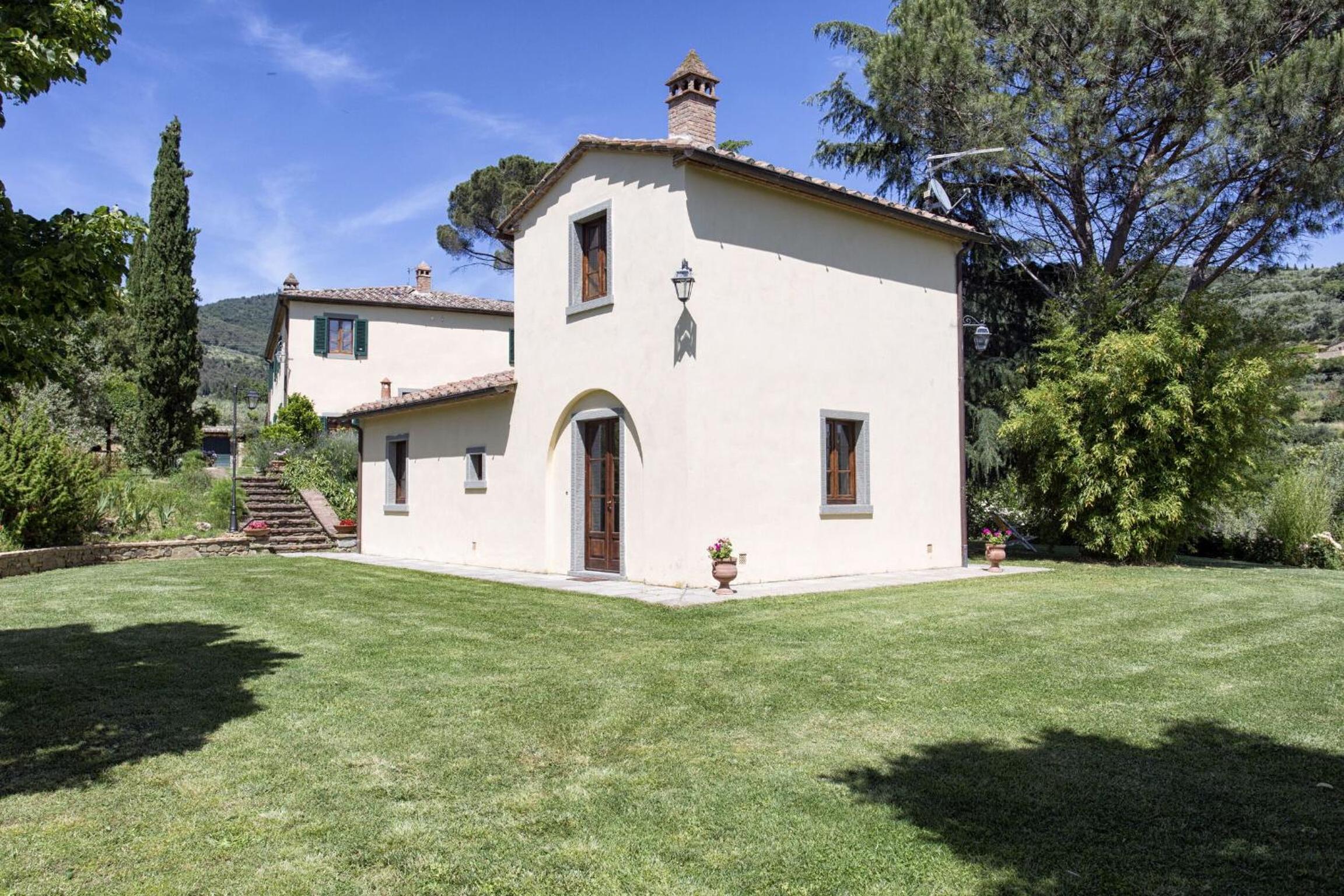 VILLA SAN PIETRO view 5