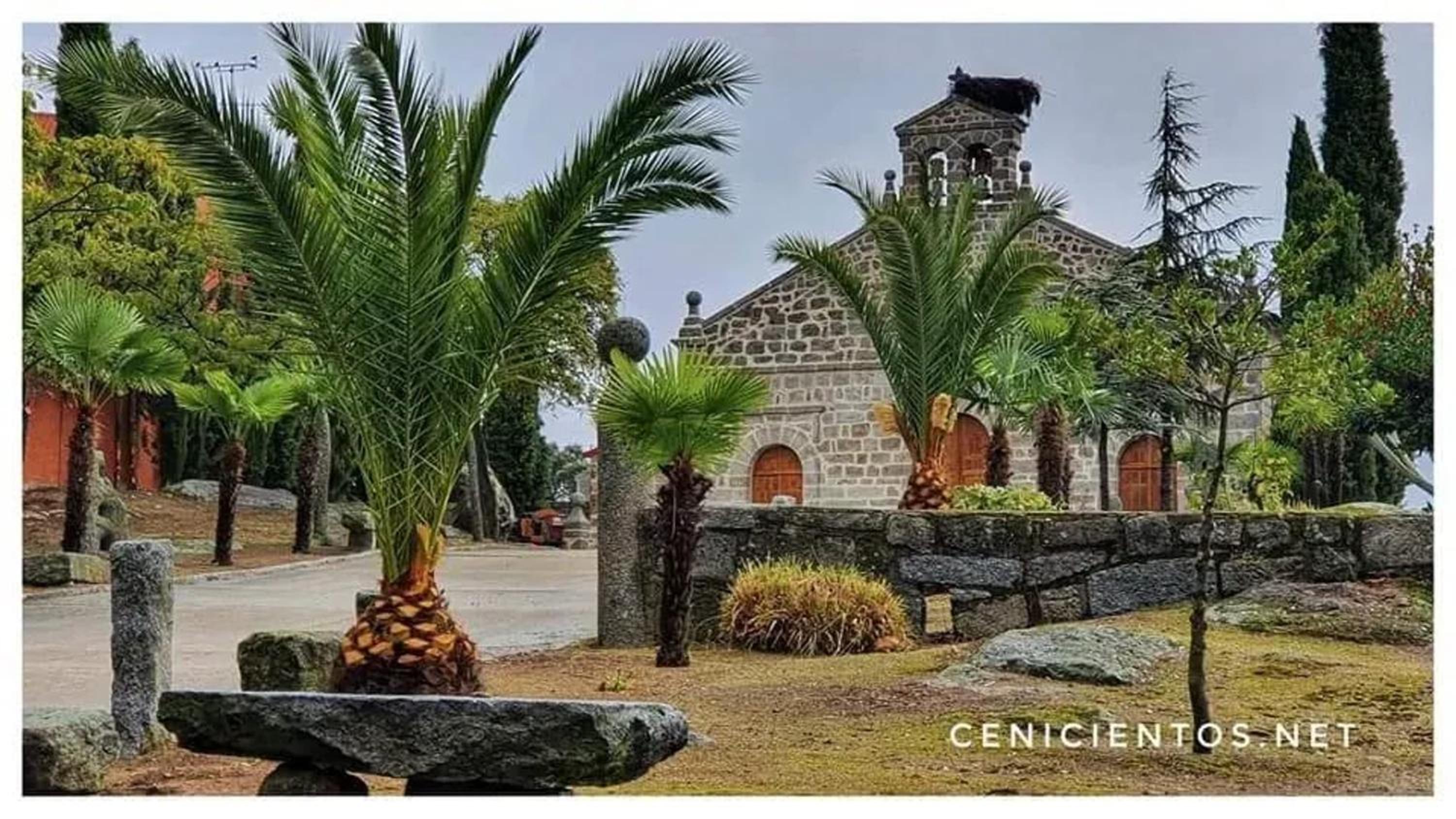 Spacious house in Cenicientos with mountain view