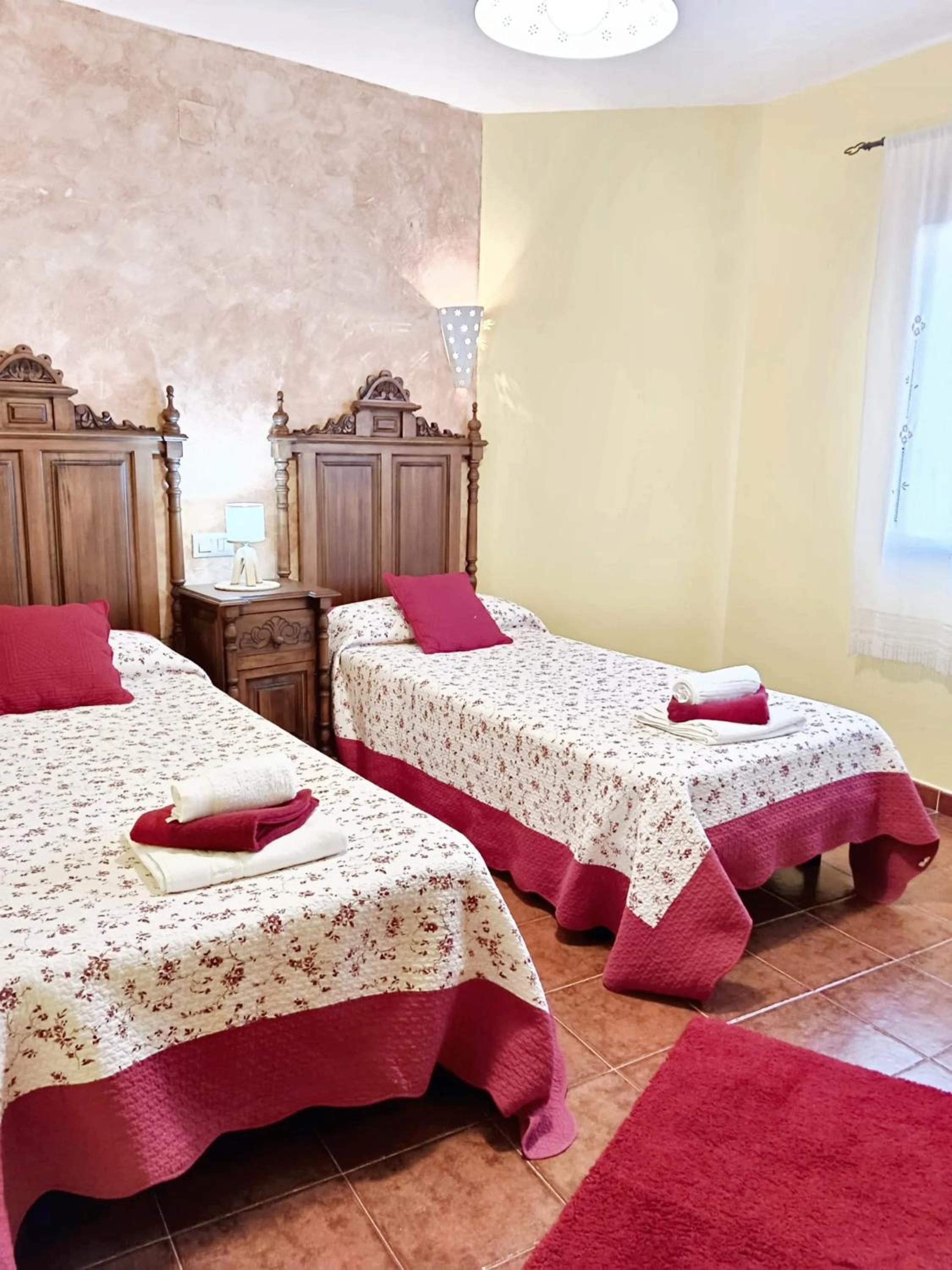 Spacious house in Cenicientos with mountain view