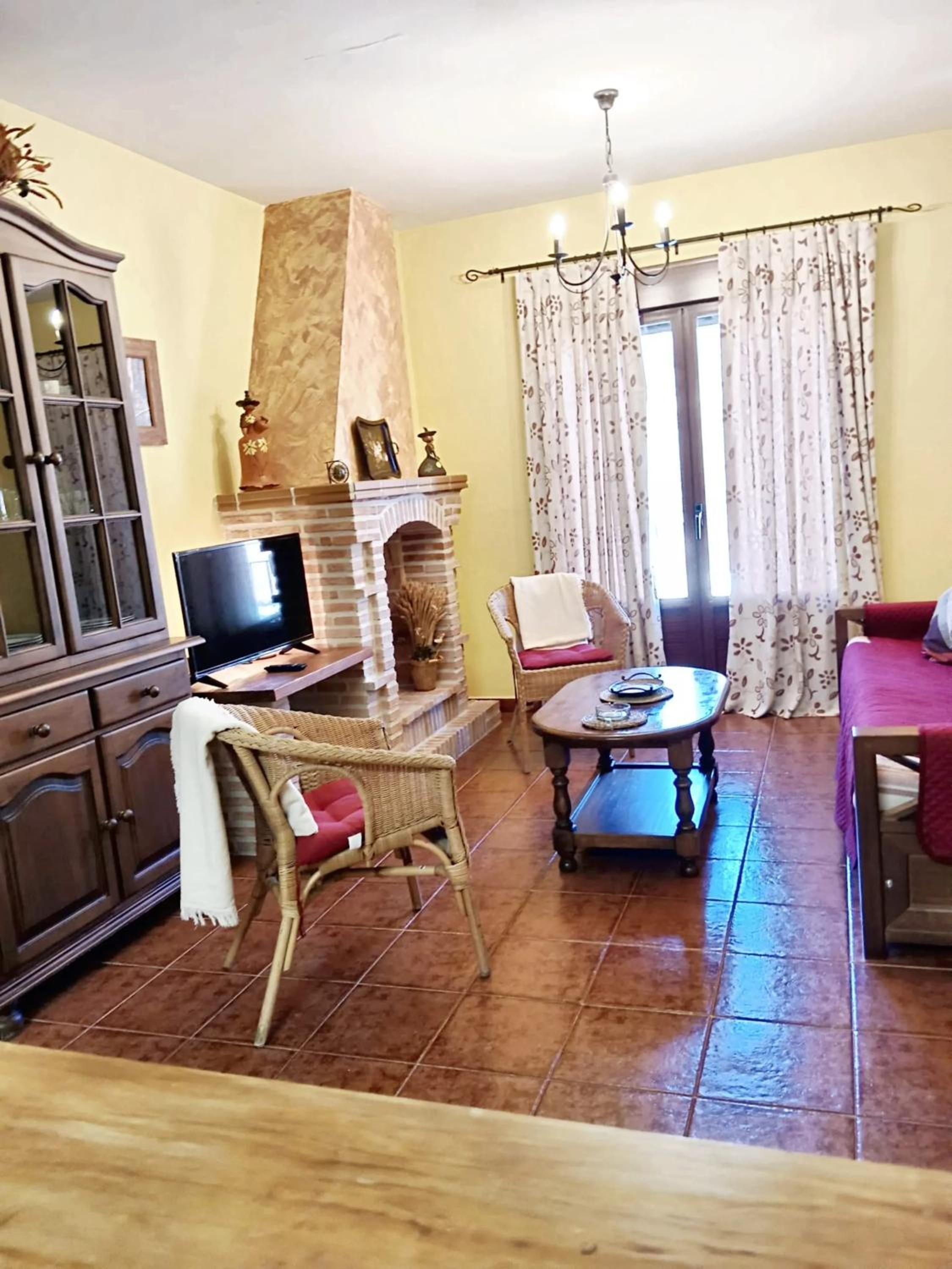 Spacious house in Cenicientos with mountain view
