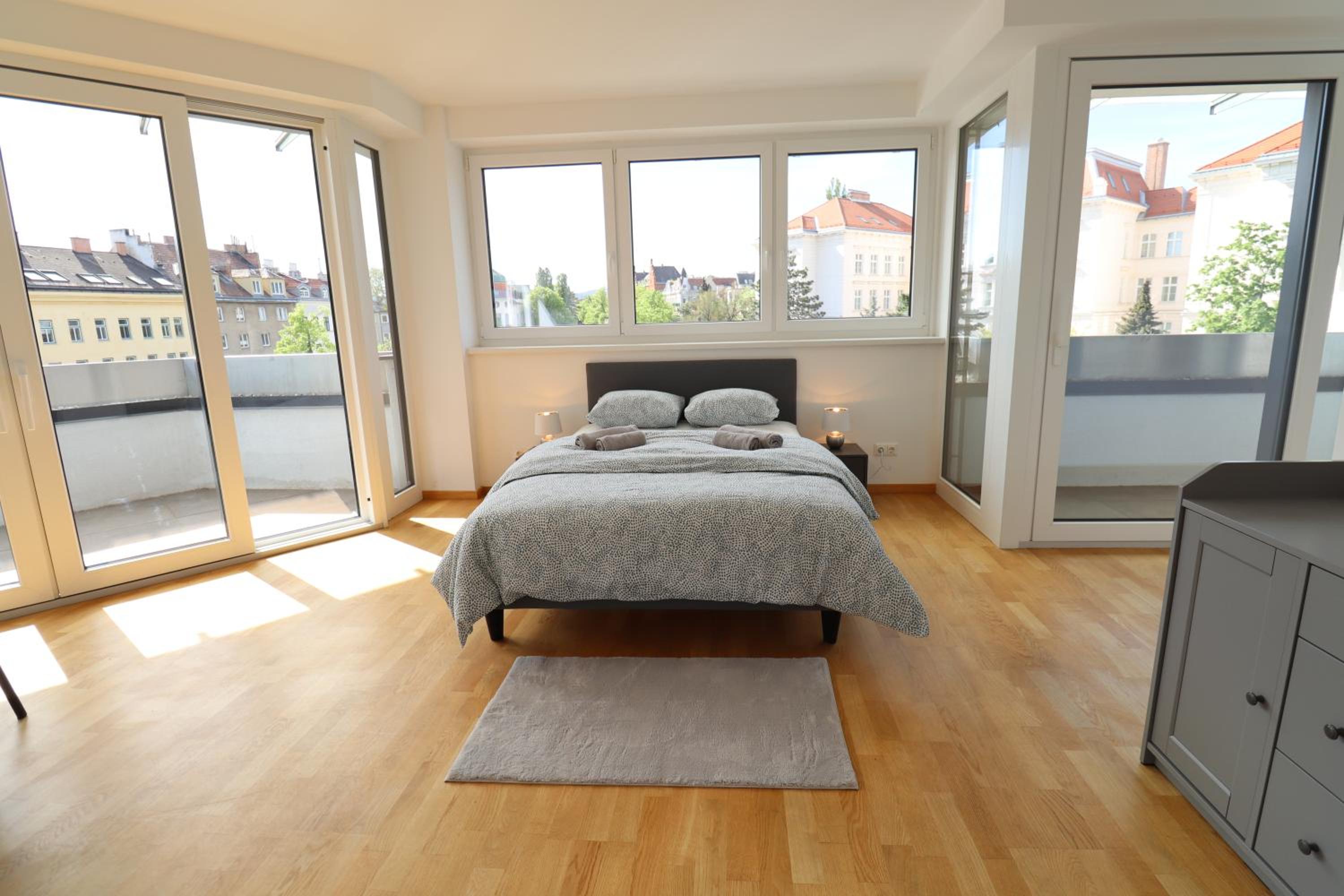 Wohnflair mit Balkon T25