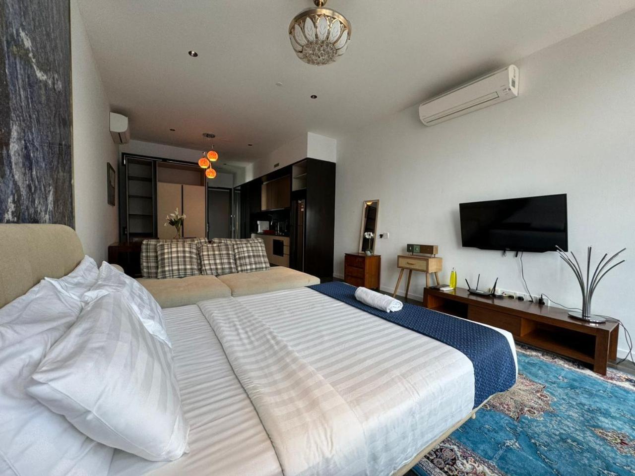 Scarletz Suites KLCC Twin Tower by Purple Orchid