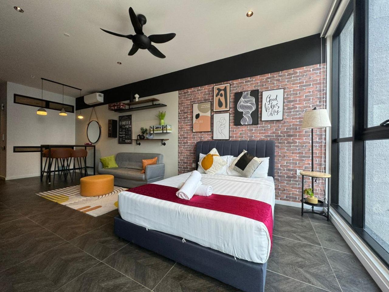 Scarletz Suites KLCC Twin Tower by Purple Orchid