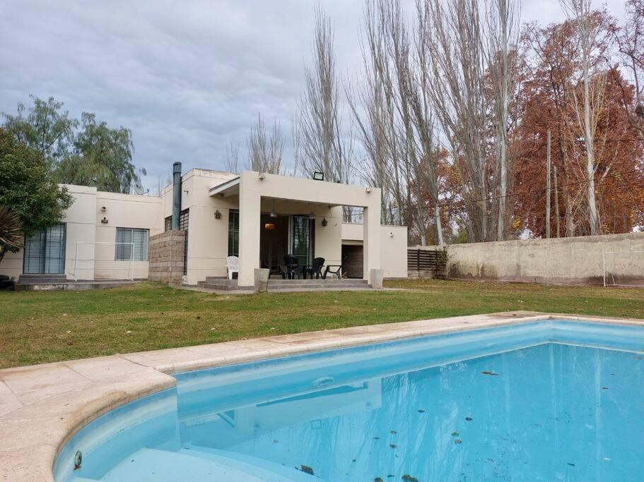 Casa Olivia en Chacras de Coria!