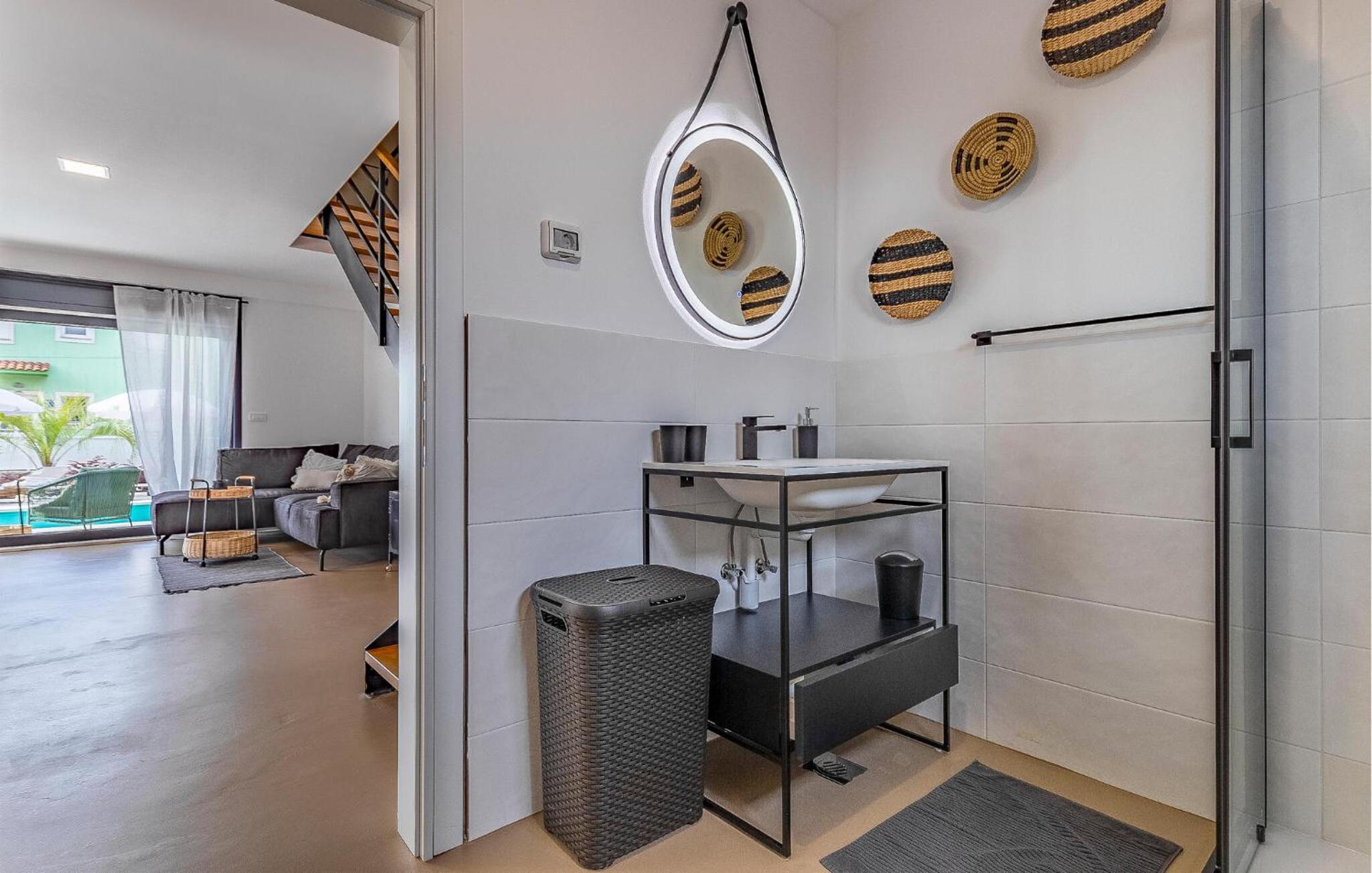Beautiful Home In Fazana