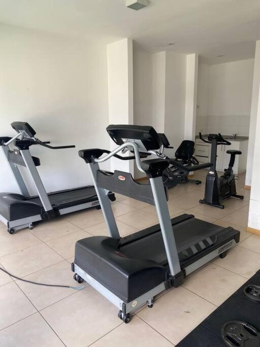 Excelente departamento en edificio de lujo!!