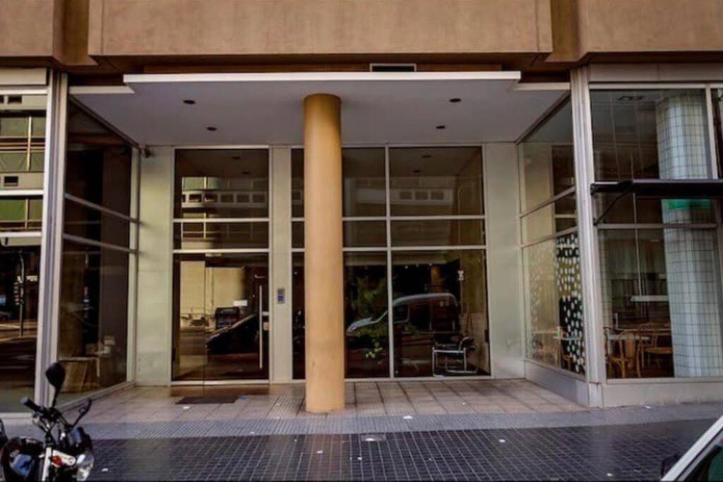 Excelente departamento en edificio de lujo!!