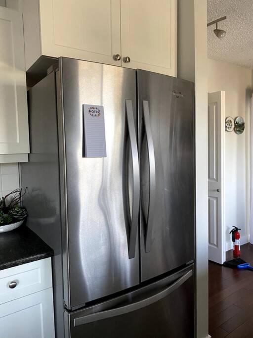 Large Apartment in Surrey Bolivar Heights