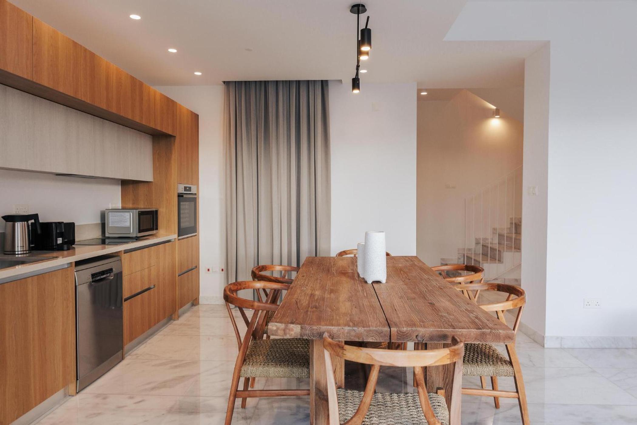 Oasis Villa 6