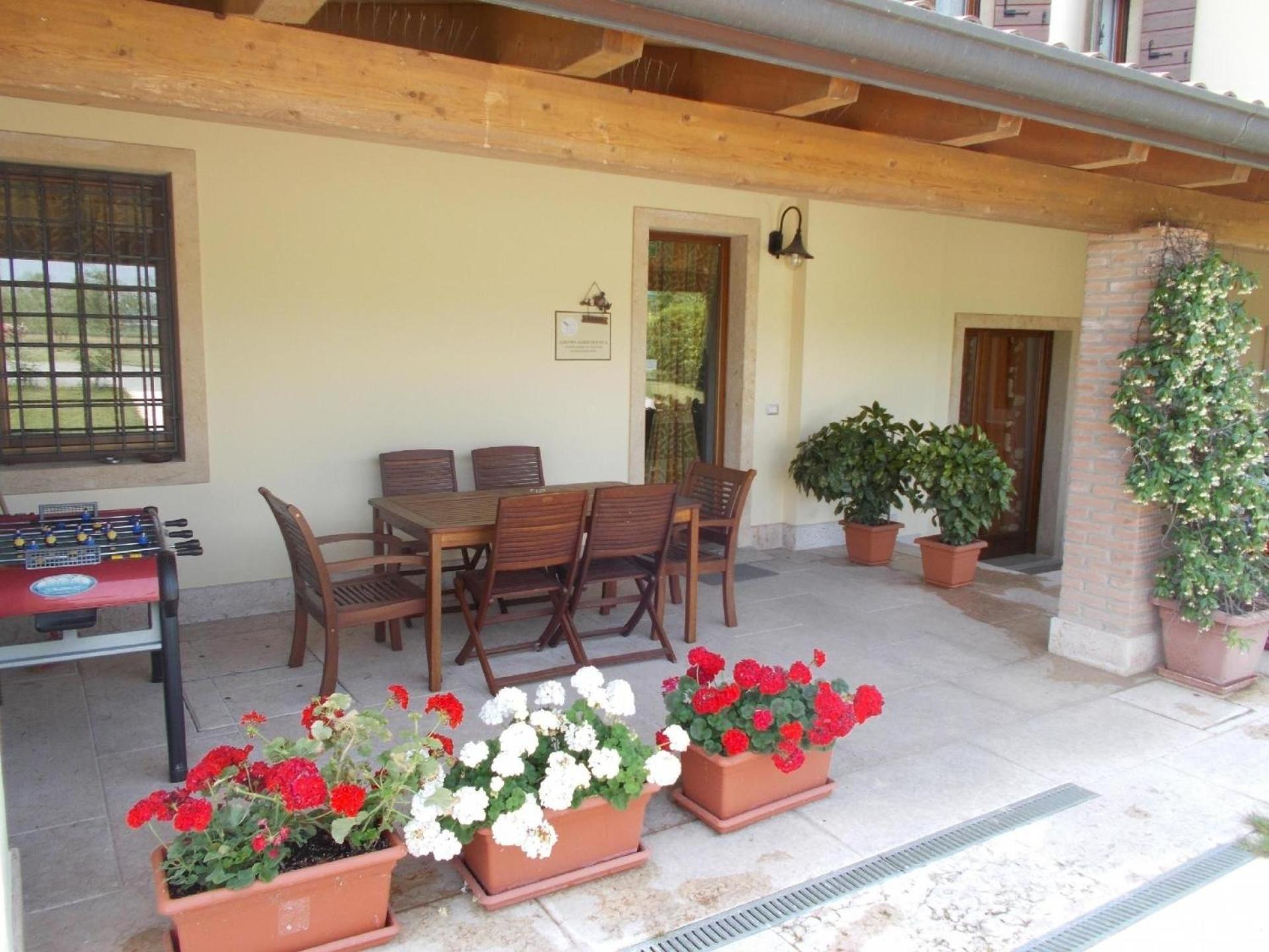 Appartement in Forneletti mit Beheiztem Whirlpool