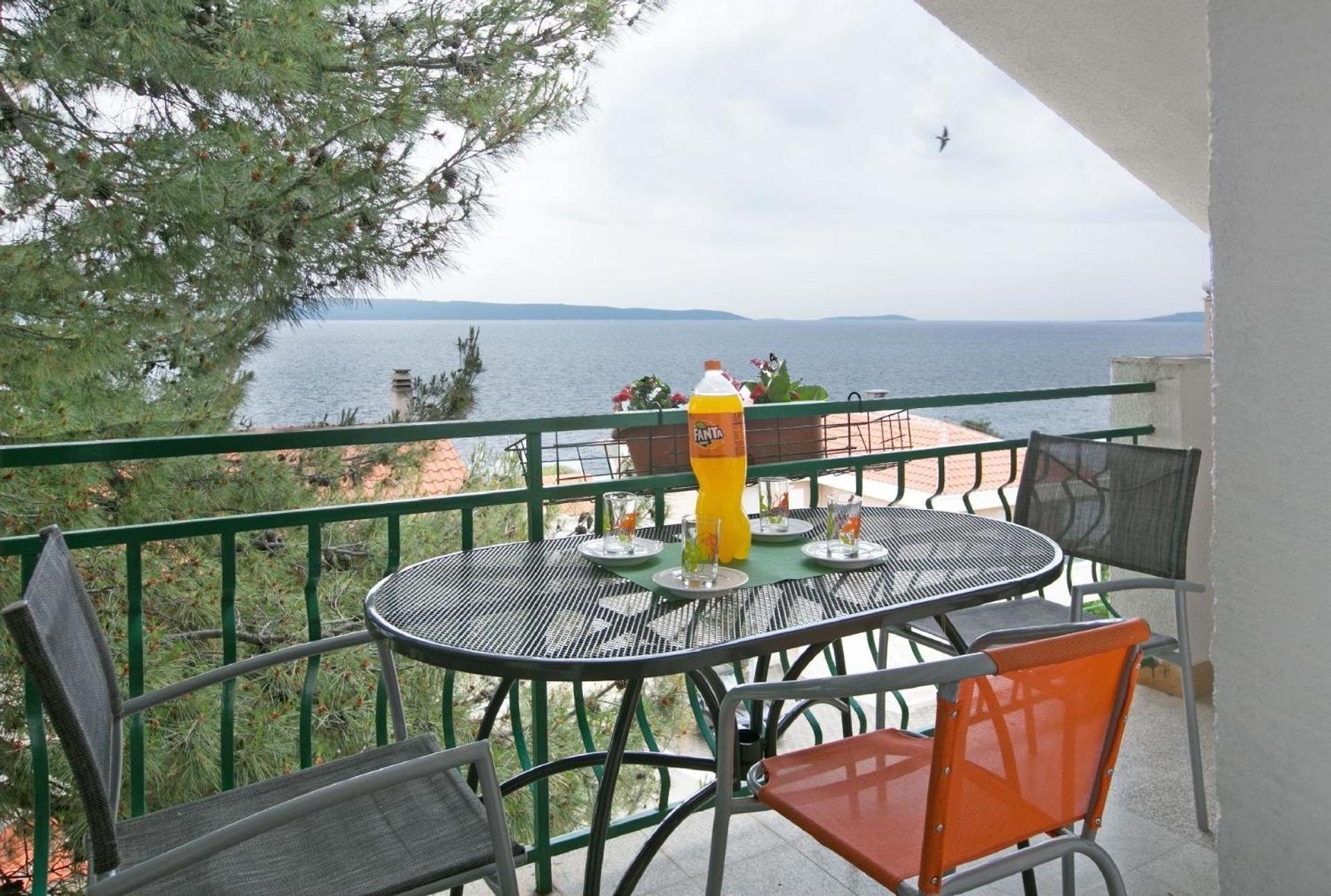 Ferienwohnung Mit Balkon Und Herrlichem Meerblick