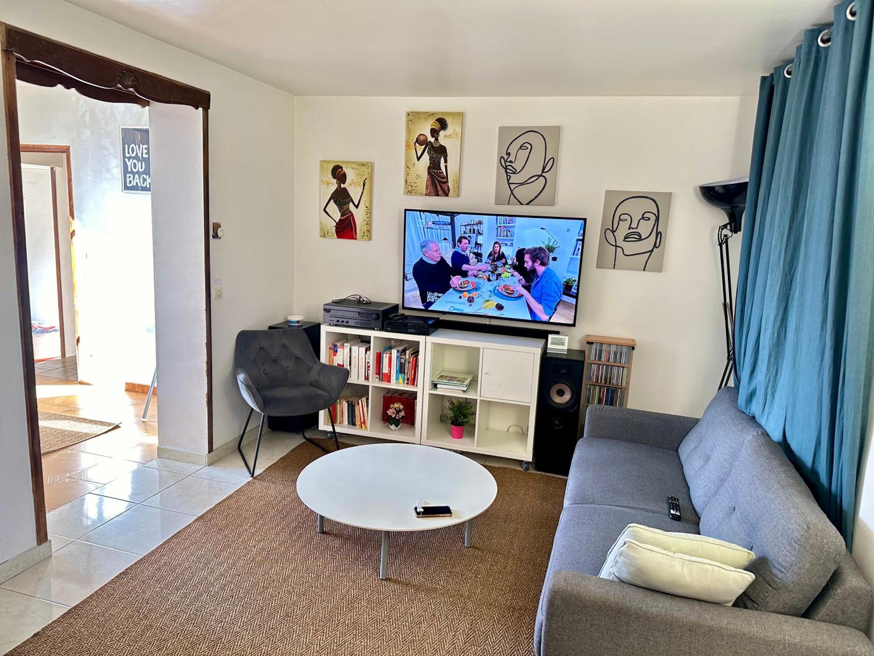 Aubervilliers maison de ville près métro 7 by immo kit bnb