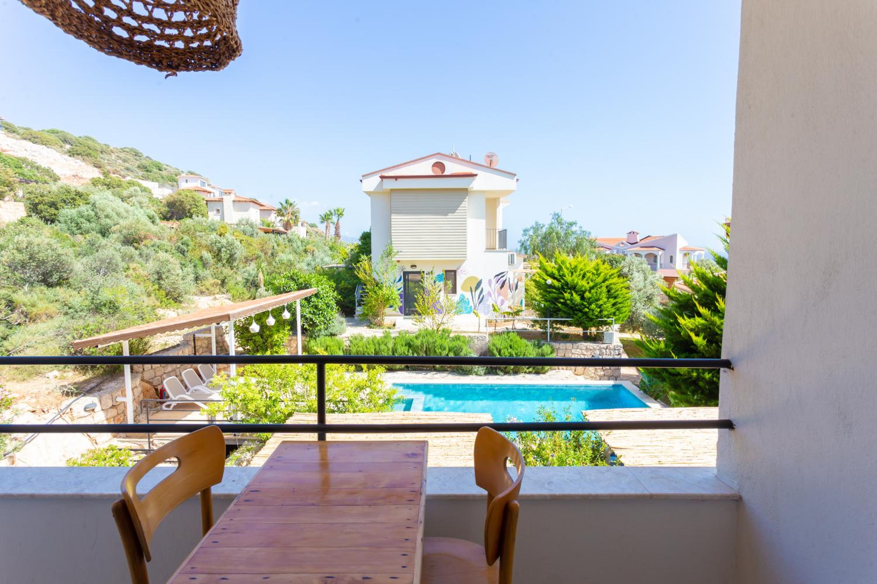 Sea Garden - Image 23