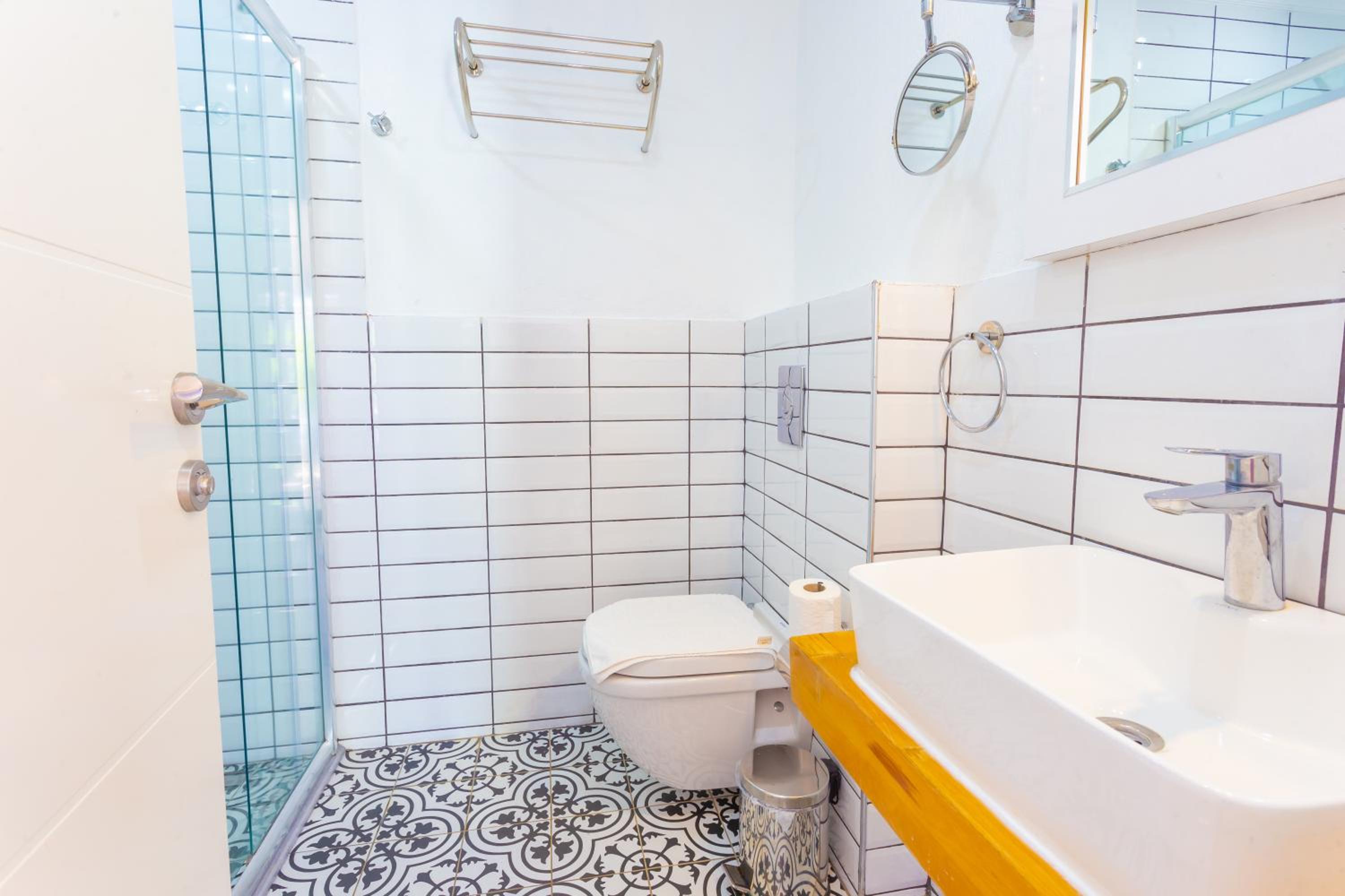 Sea Garden - Image 30