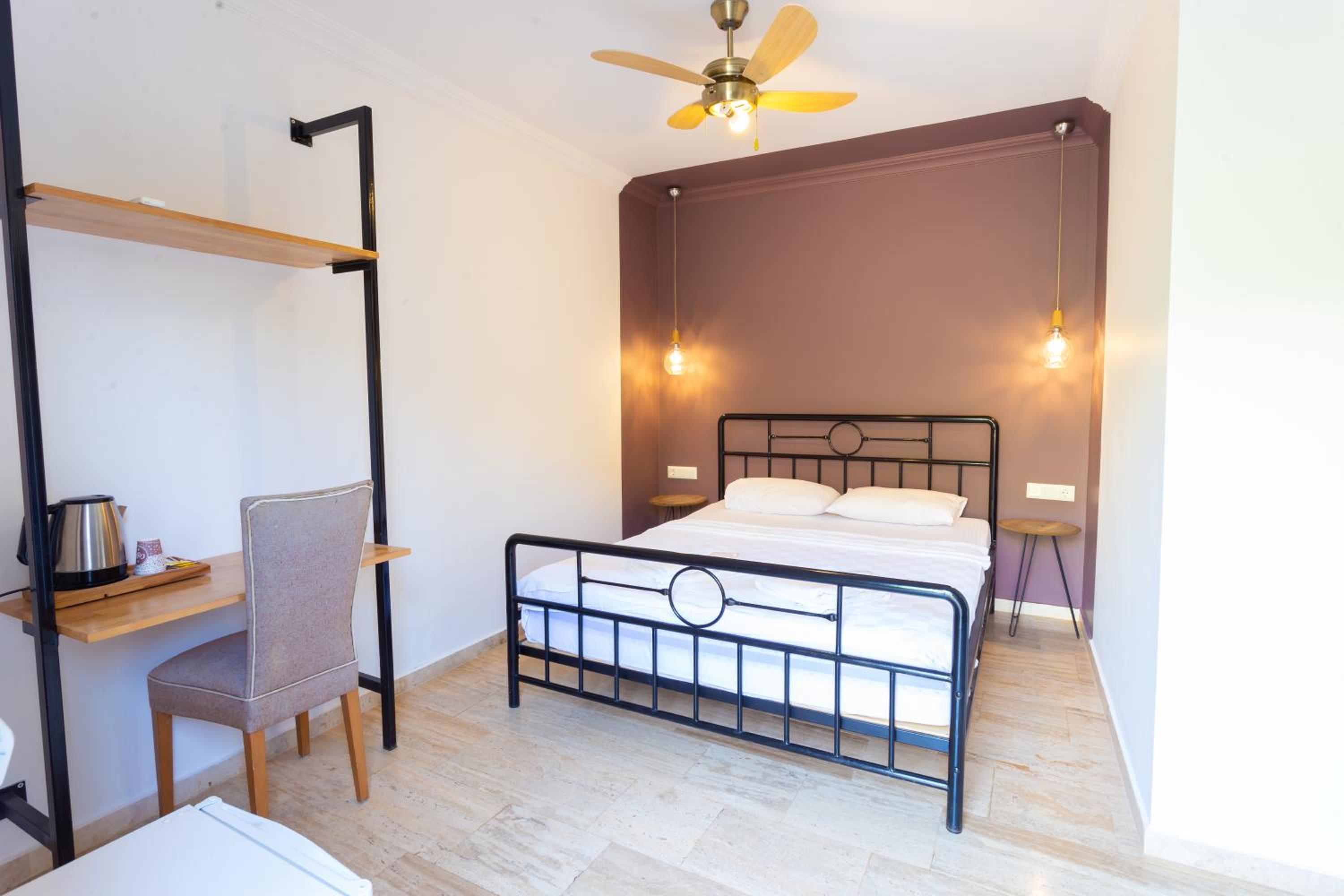 Sea Garden - Image 54